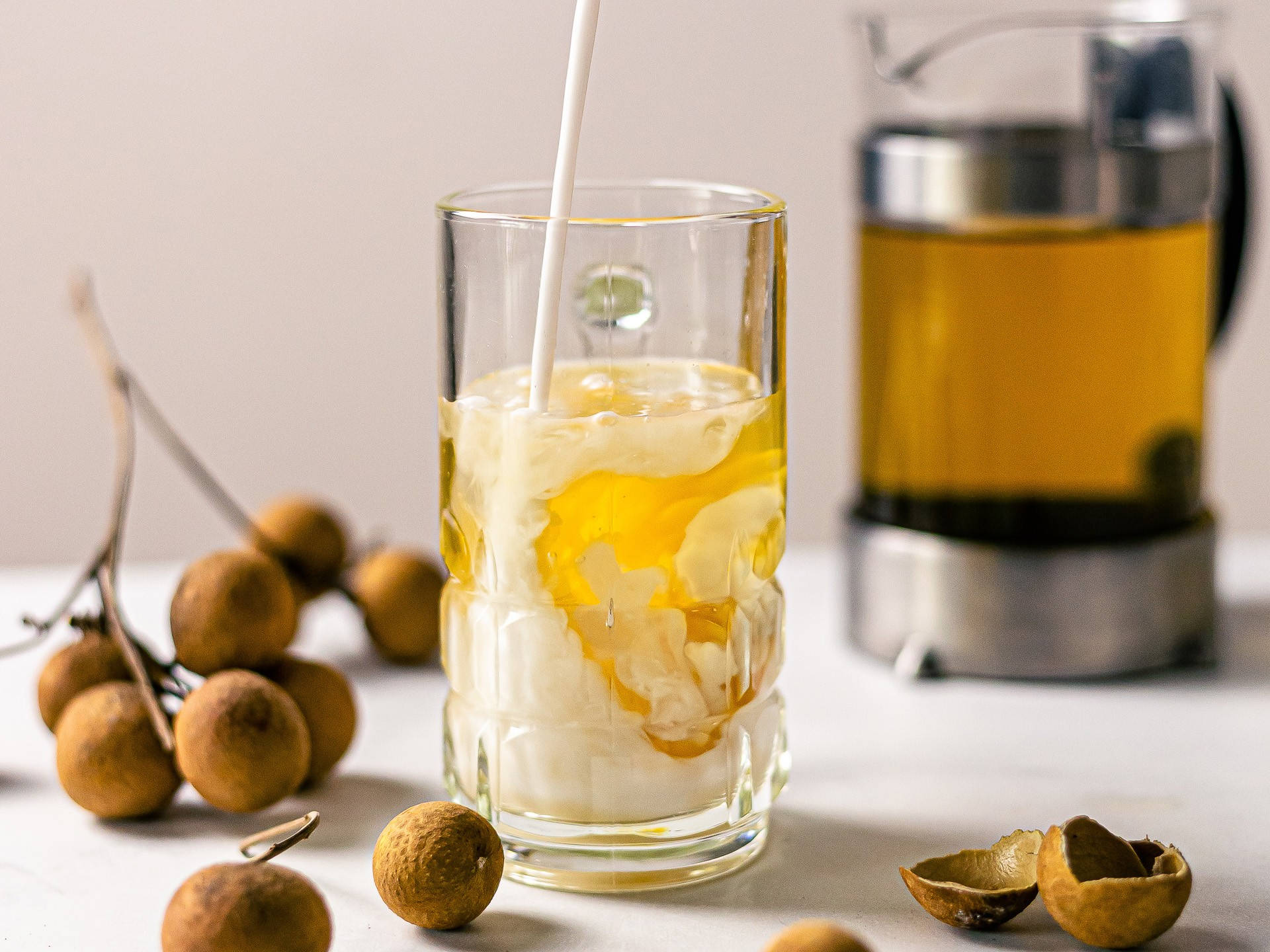 longan fruit juice, creamy white liquid, golden tea, Full HD Desktop Wallpaper