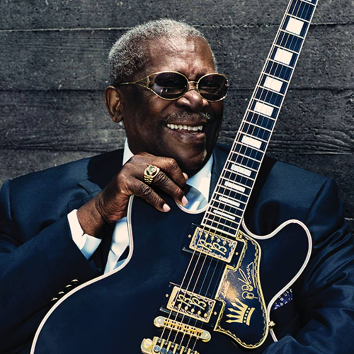Lonnie Johnson, sunglasses, black and gold electric guitar, SD Desktop Wallpaper
