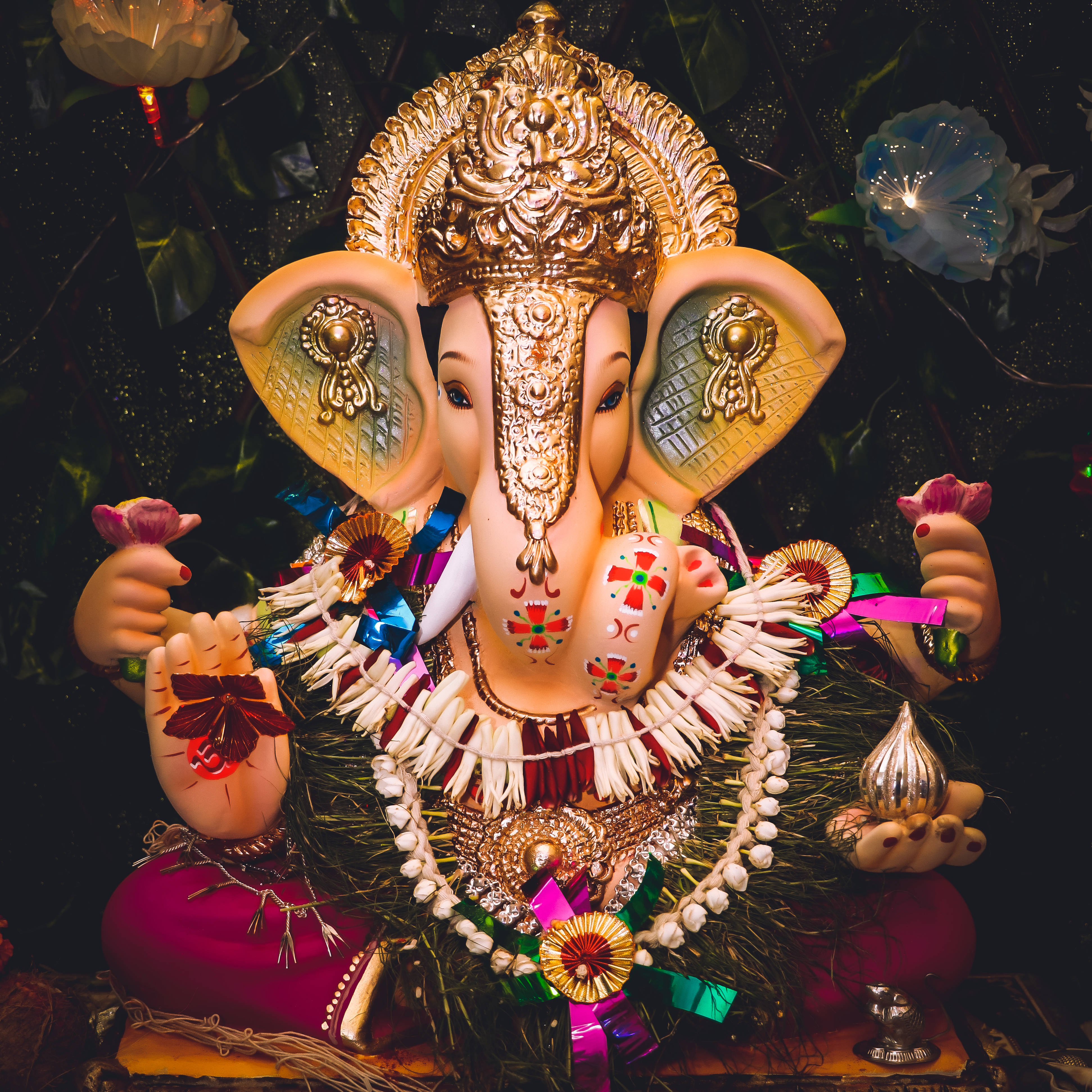 Lord Ganesha, golden, colorful flowers beads, 4K Desktop Wallpaper