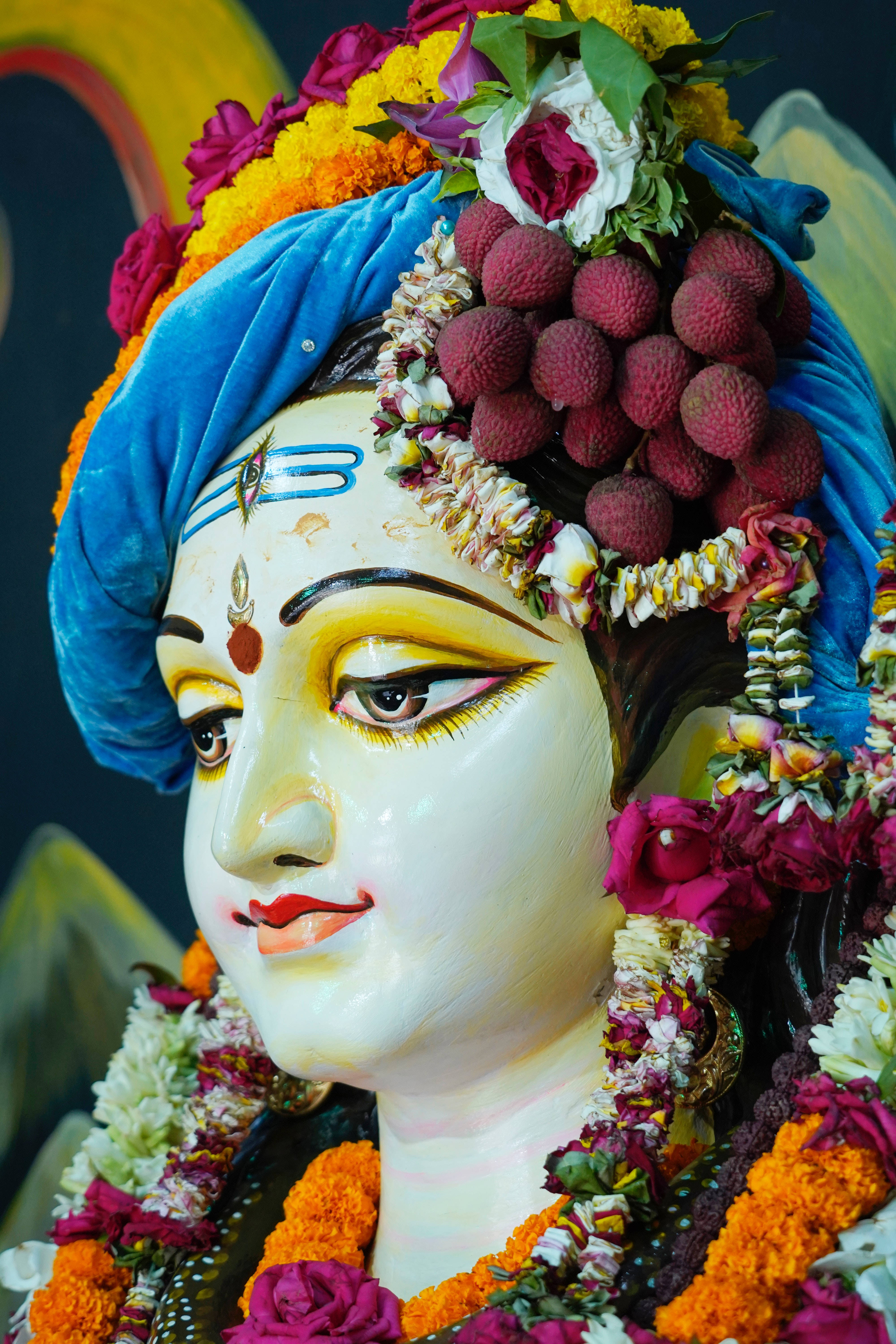 Lord Krishna 3D, white statue, blue head covering, 5K Phone Wallpaper