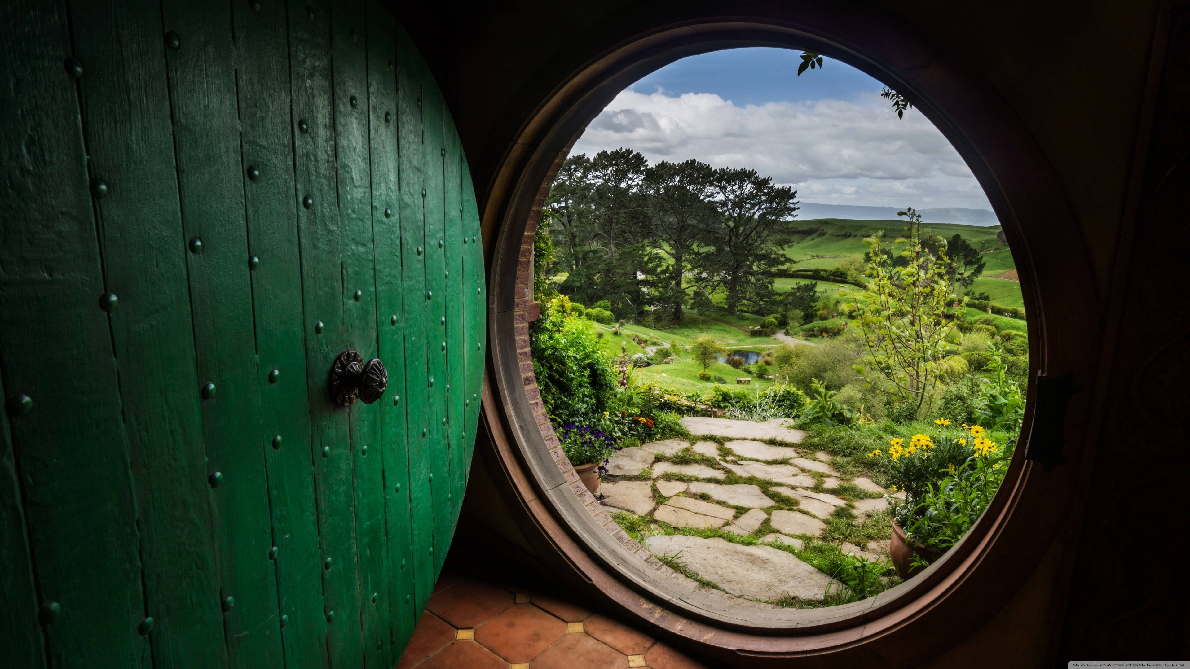 Lord Of The Rings Landscape, hobbit door, sunlit hobbit garden, 4K Desktop Wallpaper