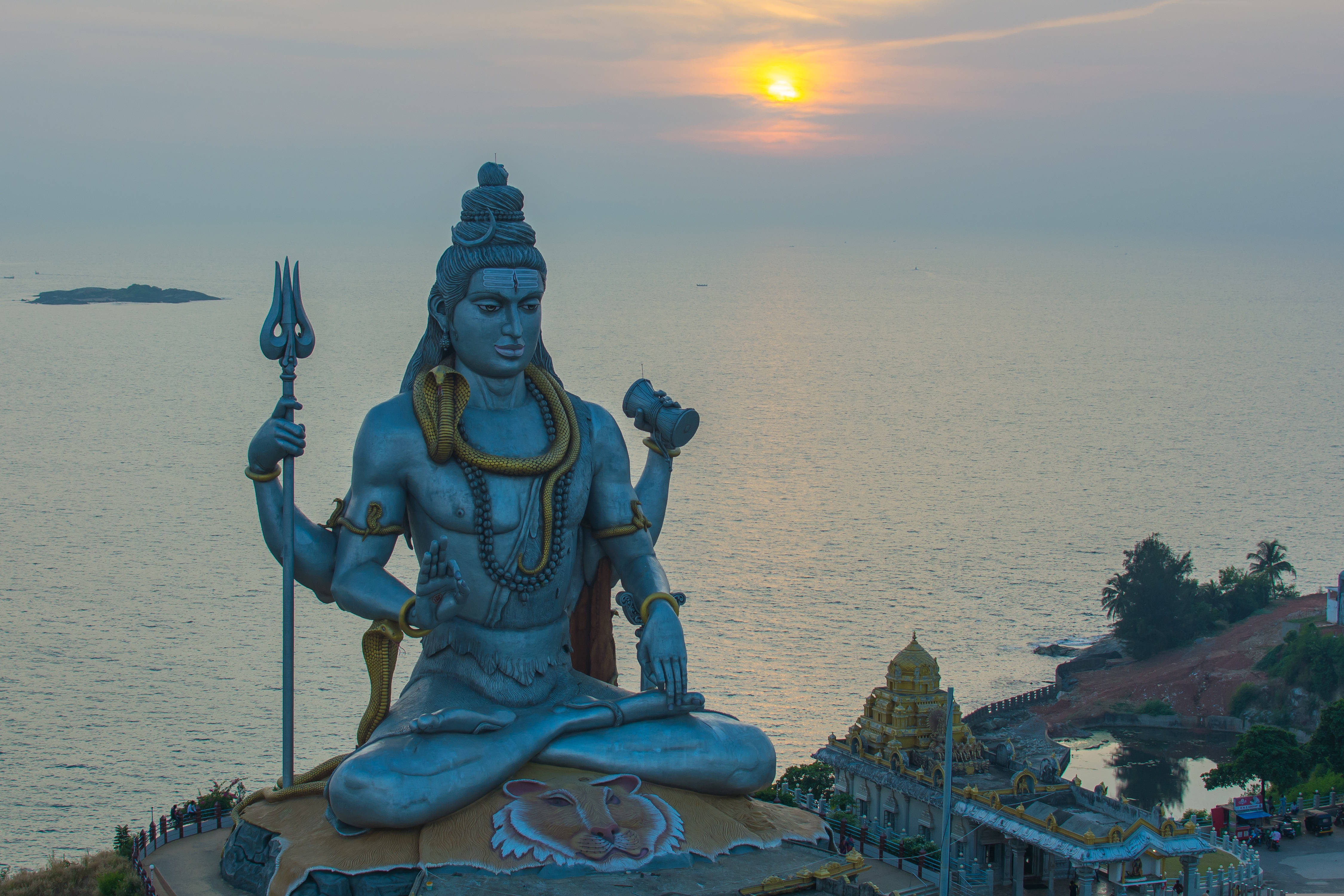 Lord Shiva, blue statue, cliff, 4K Desktop Wallpaper