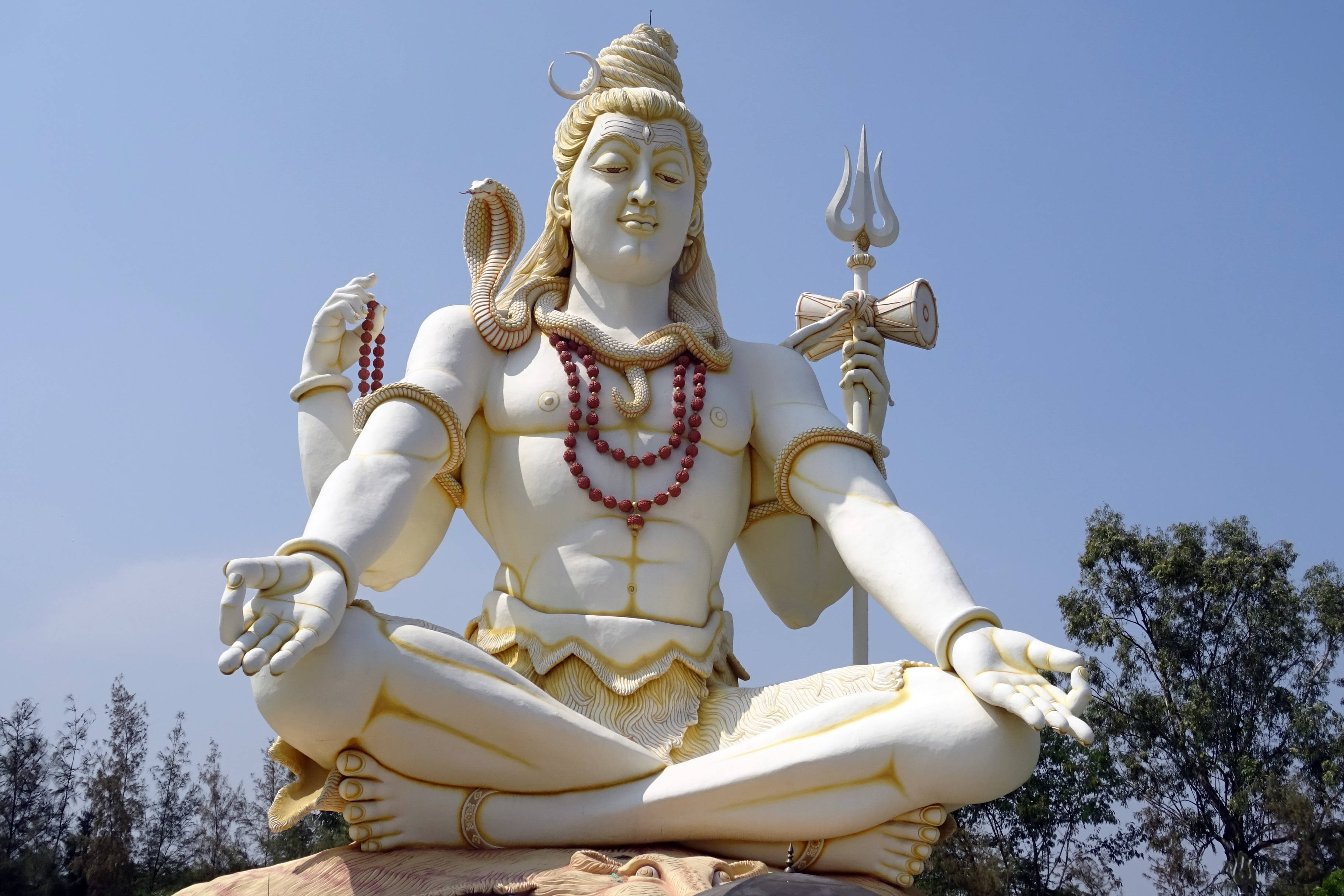 Lord Shiva, white stone statue, trident, 2K Desktop Wallpaper