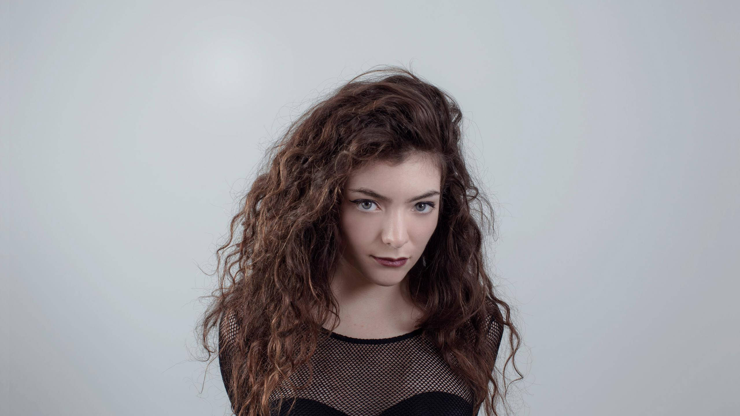 Lorde, photoshoot, debut album, 2K Desktop Wallpaper