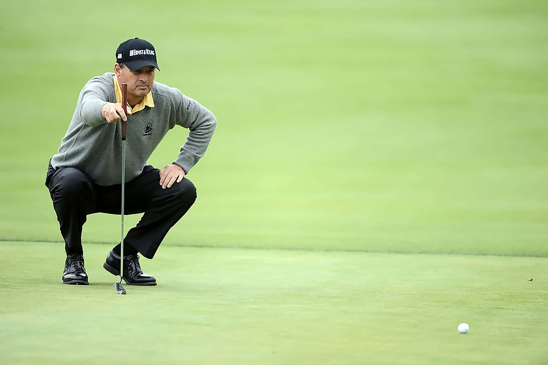 Loren Roberts, putting green, white golf ball, Full HD Desktop Wallpaper