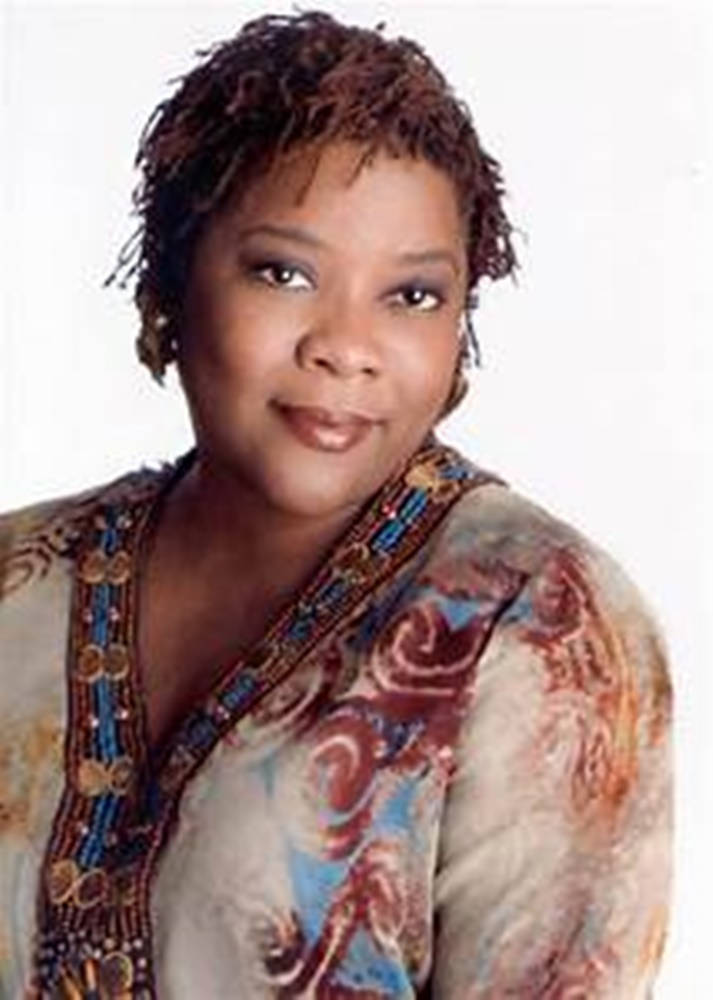 Loretta Devine, sisterlocks, patterned blouse, SD Phone Wallpaper