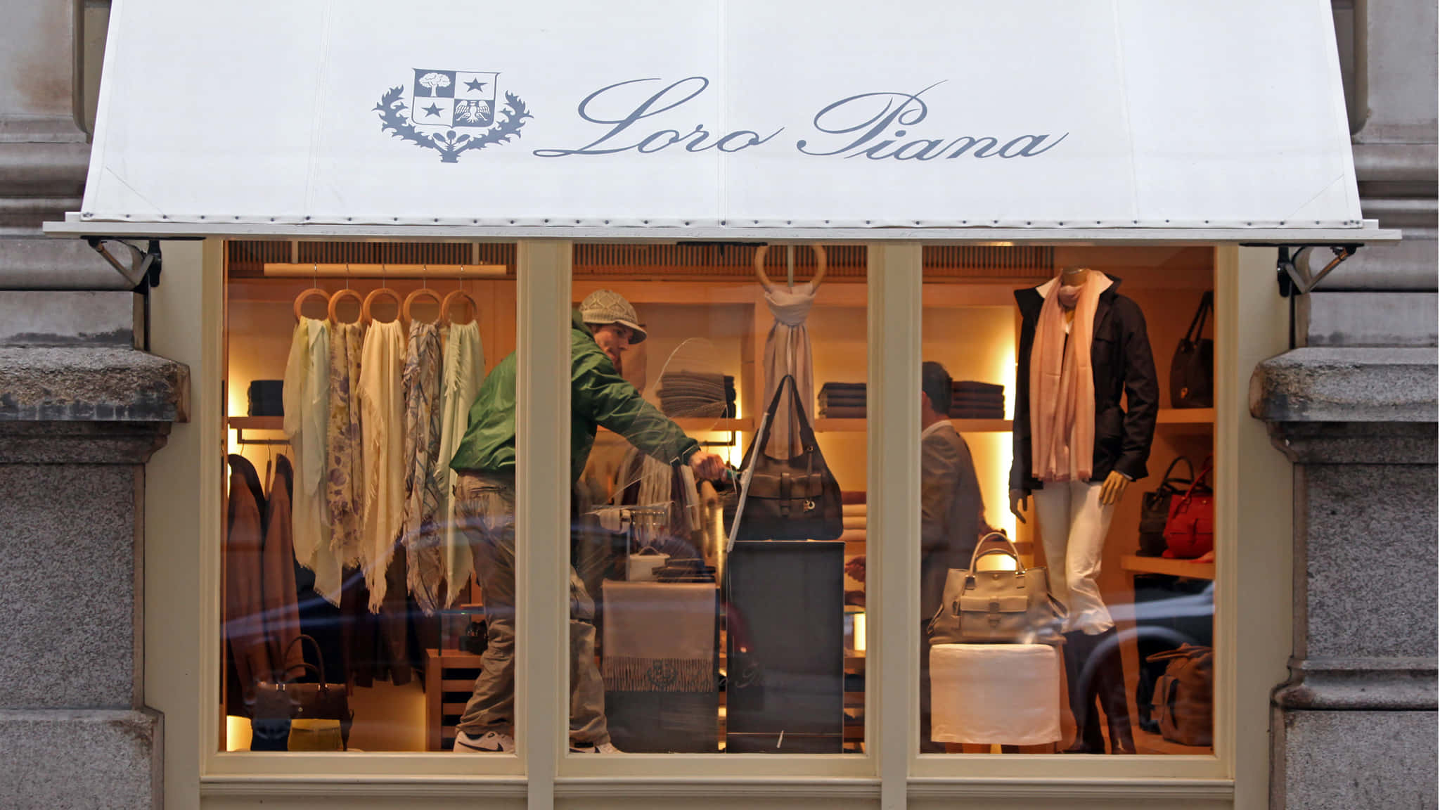 Loro Piana, boutique window, luxury scarves, Full HD Desktop Wallpaper