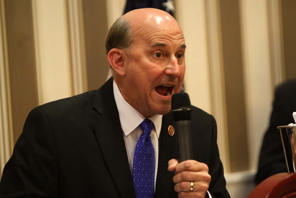 Louie Gohmert, dark suit, blue patterned tie, SD Desktop Wallpaper