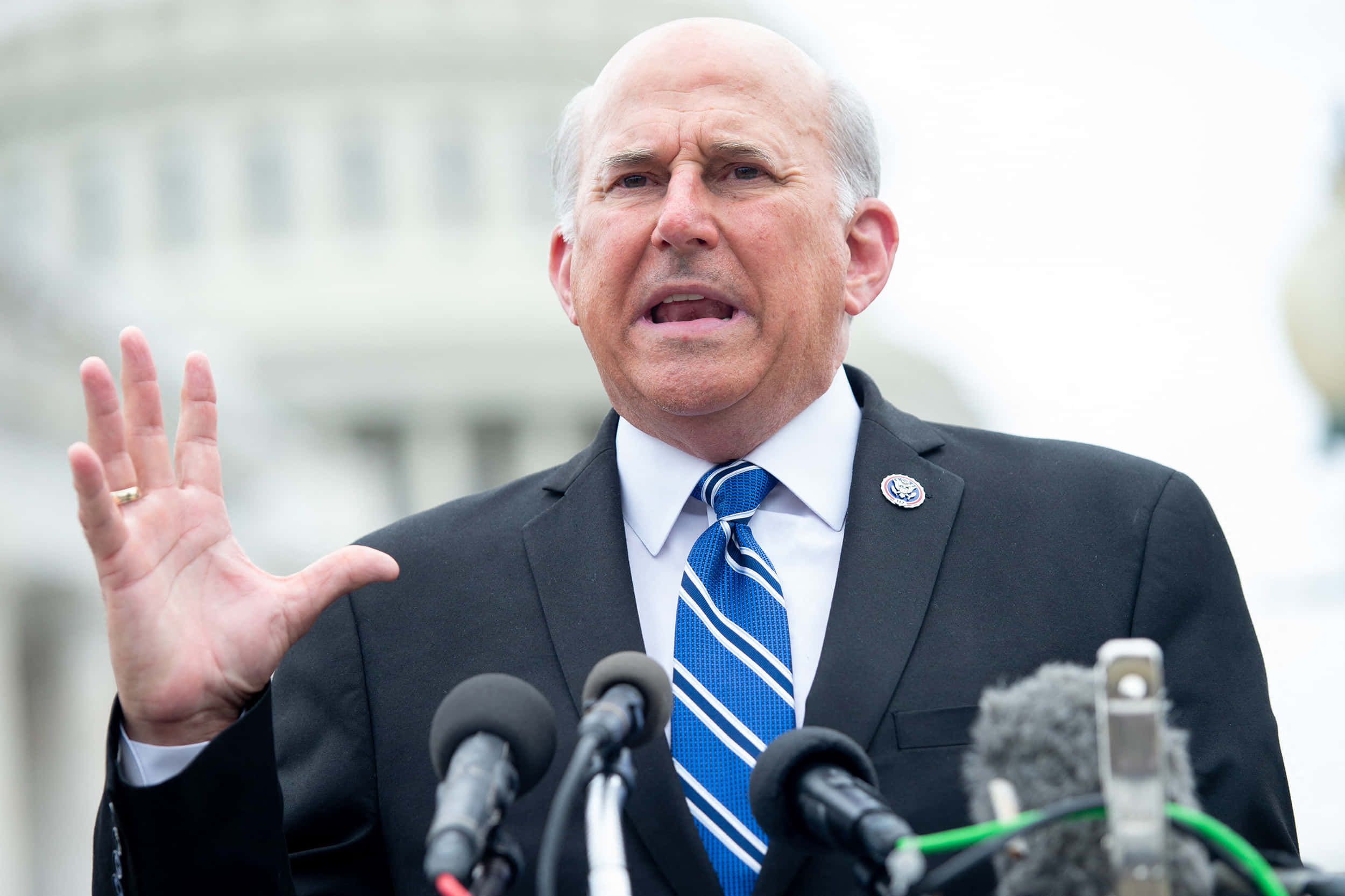 Louie Gohmert, blue striped tie, dark suit, Full HD Desktop Wallpaper