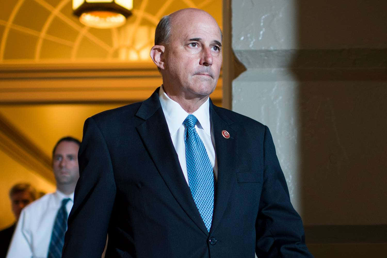Louie Gohmert, dark suit, blue patterned tie, HD Desktop Wallpaper