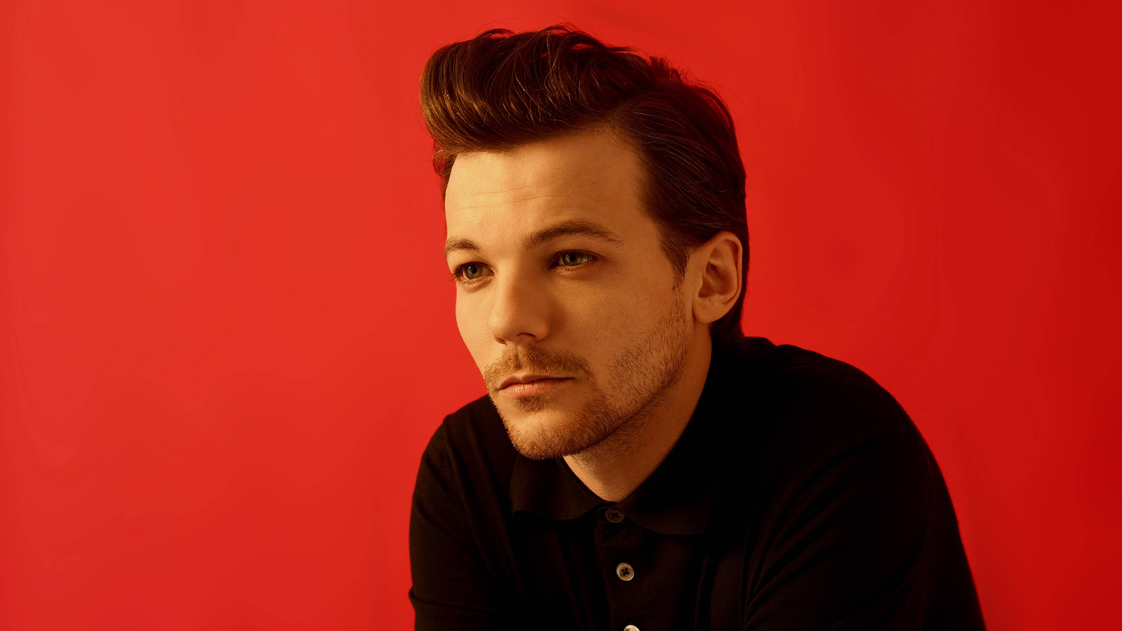 Louis Tomlinson, black sweater, styled hair, 4K Desktop Wallpaper