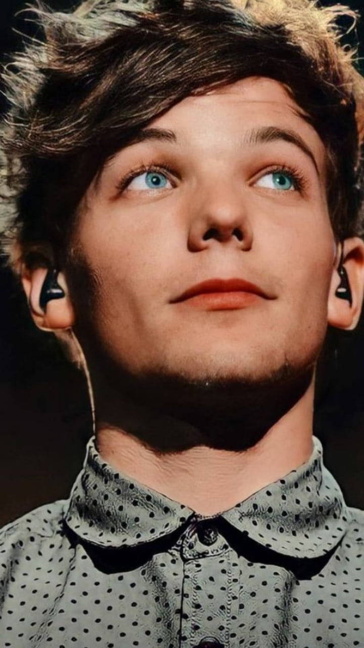 Louis Tomlinson, polka-dot shirt, bright blue eyes, HD Phone Wallpaper