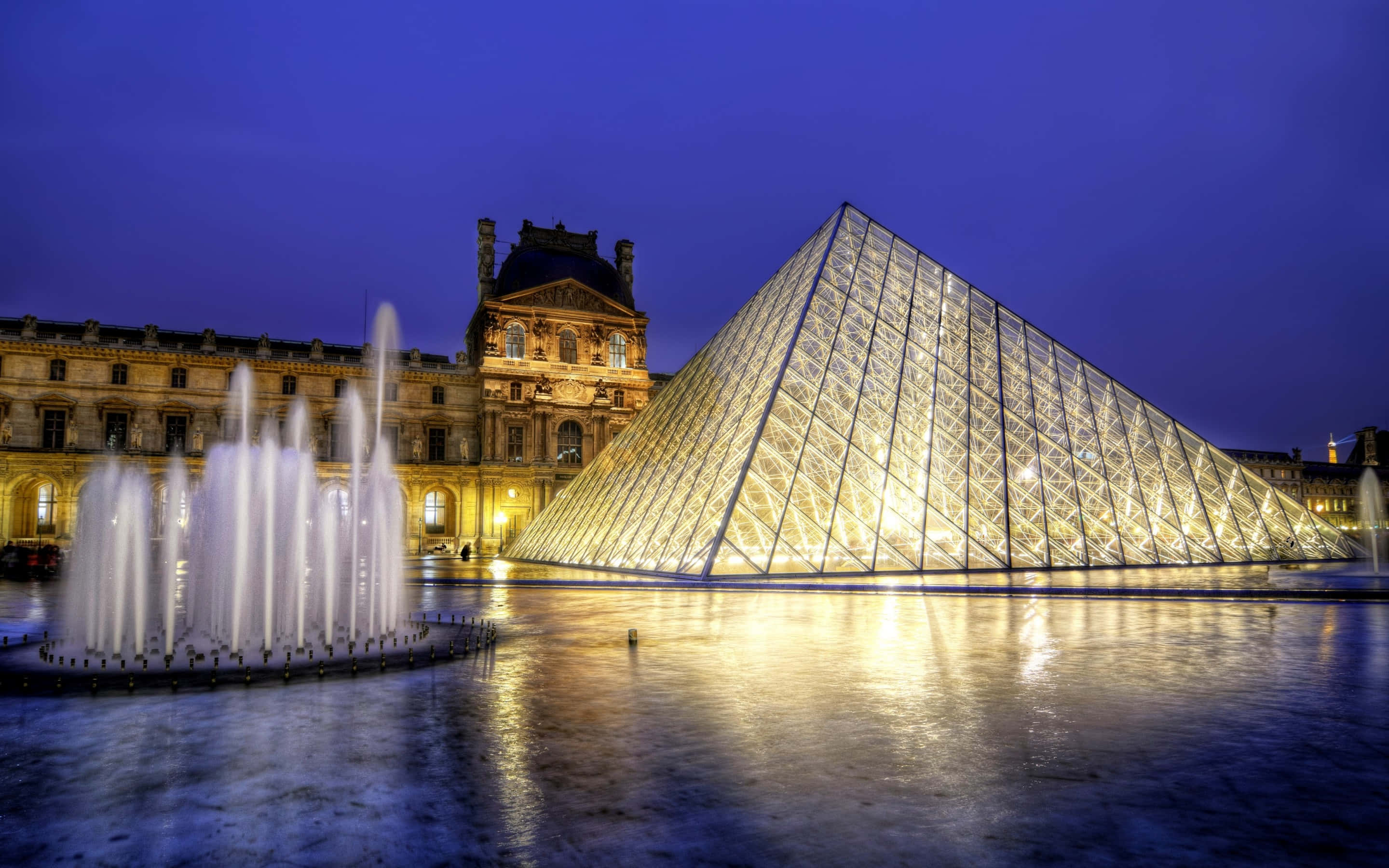 Louvre Museum, fountain, glass pyramid, 2K Desktop Wallpaper