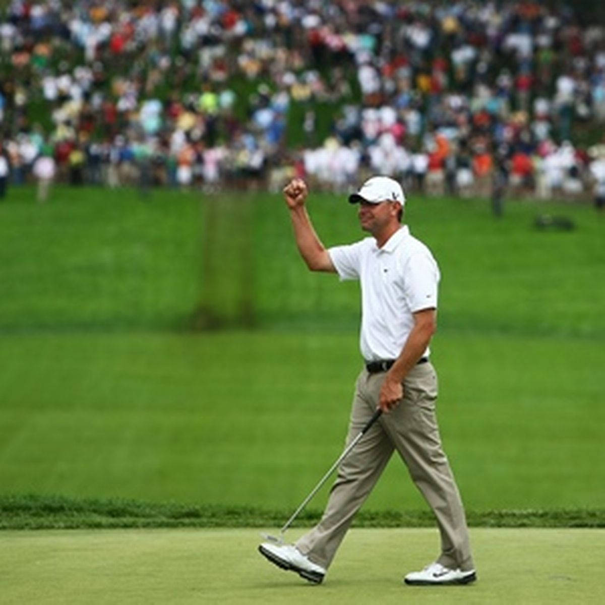 Lucas Glover, white shirt, cap, SD Desktop Wallpaper