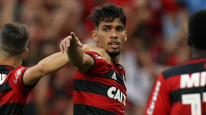 Lucas Paquetá, red and black stripes, match, SD Desktop Wallpaper