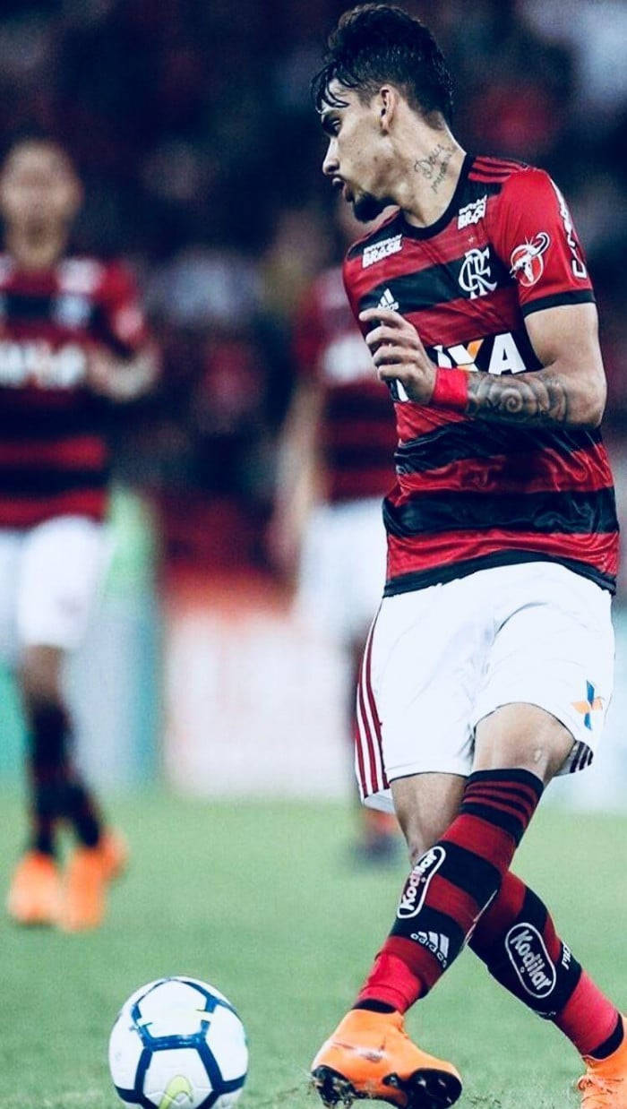 Lucas Paquetá, red and black stripes, vibrant green pitch, SD Phone Wallpaper