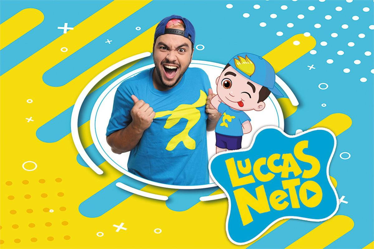 Luccas Neto, blue shirts, vibrant yellow and blue geometric background, SD Desktop Wallpaper