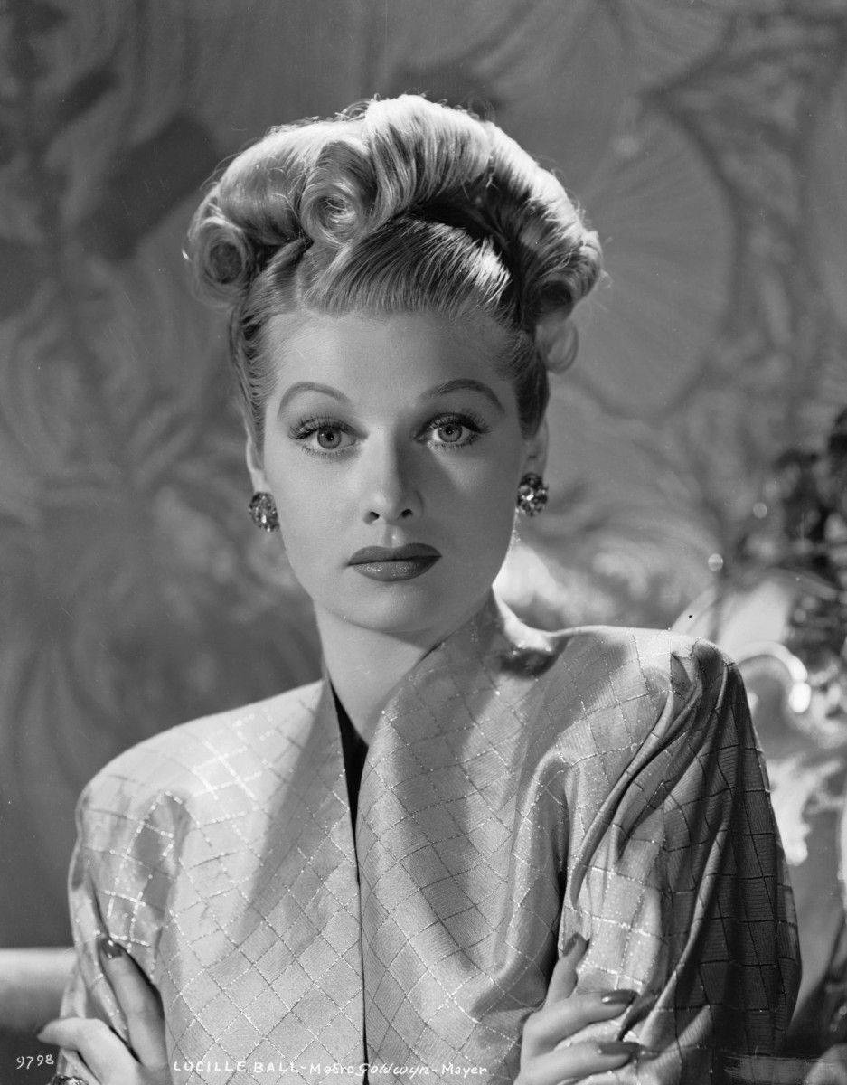 Lucille Ball, beehive hairdo, vintage curls, SD Phone Wallpaper