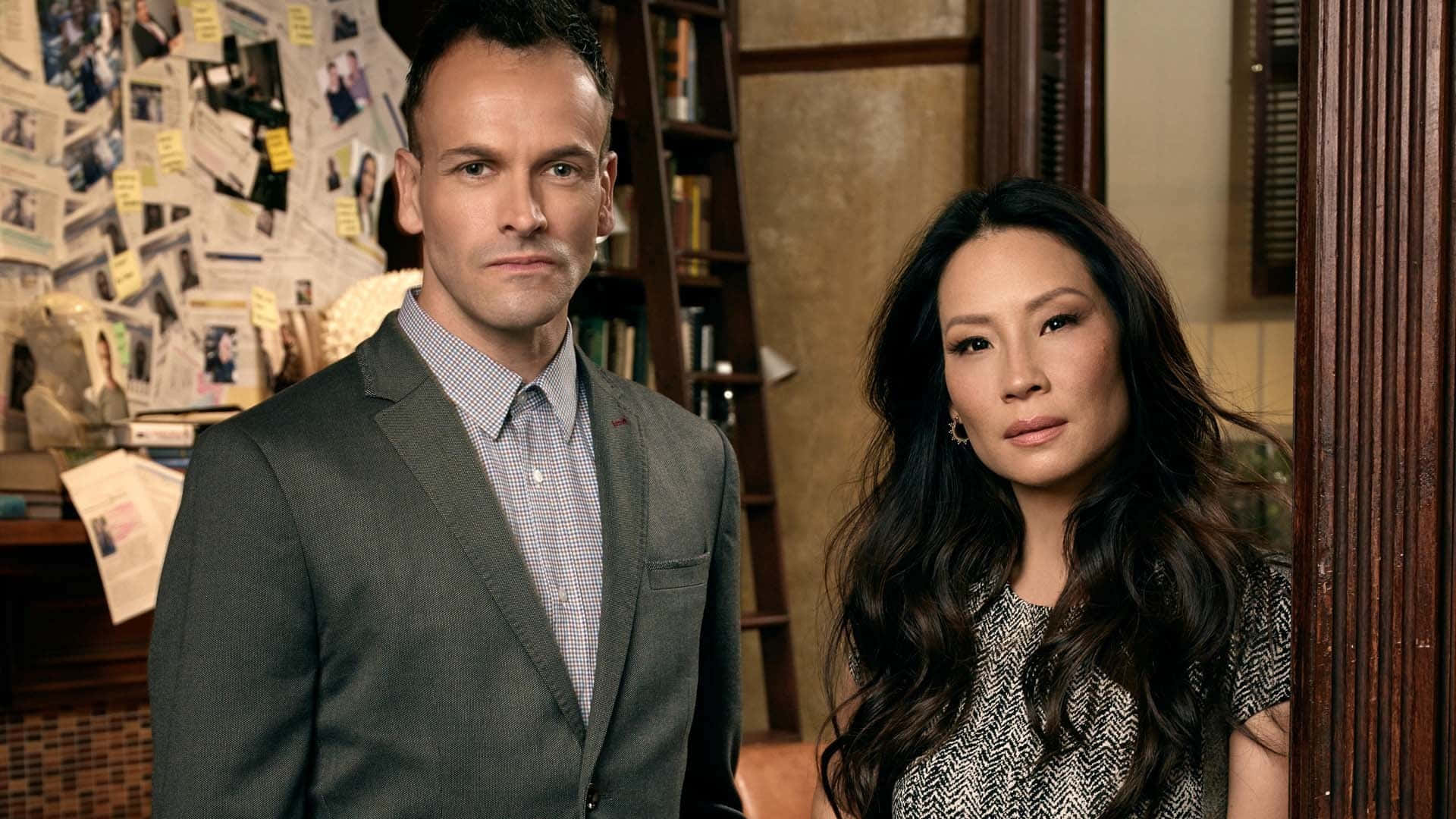 Lucy Liu, detectives, cluttered office, Full HD Desktop Wallpaper