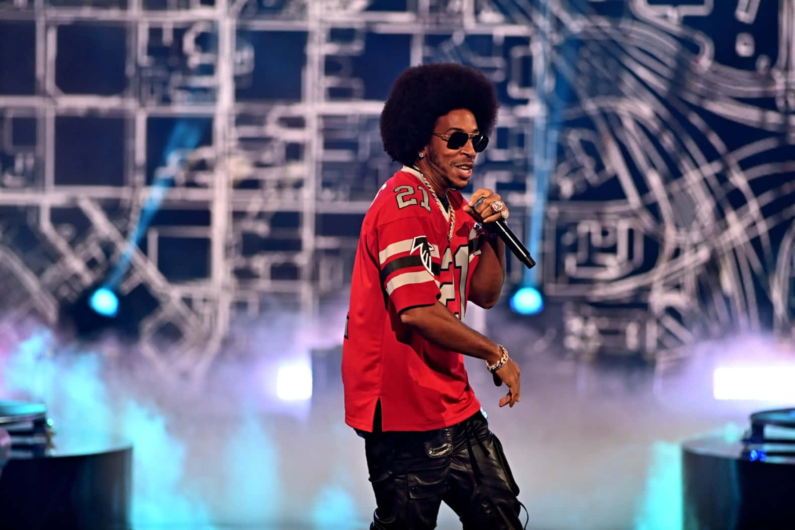 Ludacris, stage, smoky stage, HD Desktop Wallpaper
