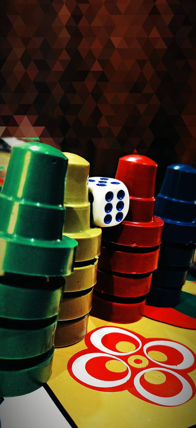 Ludo King, colorful plastic cups, white die, HD Phone Wallpaper