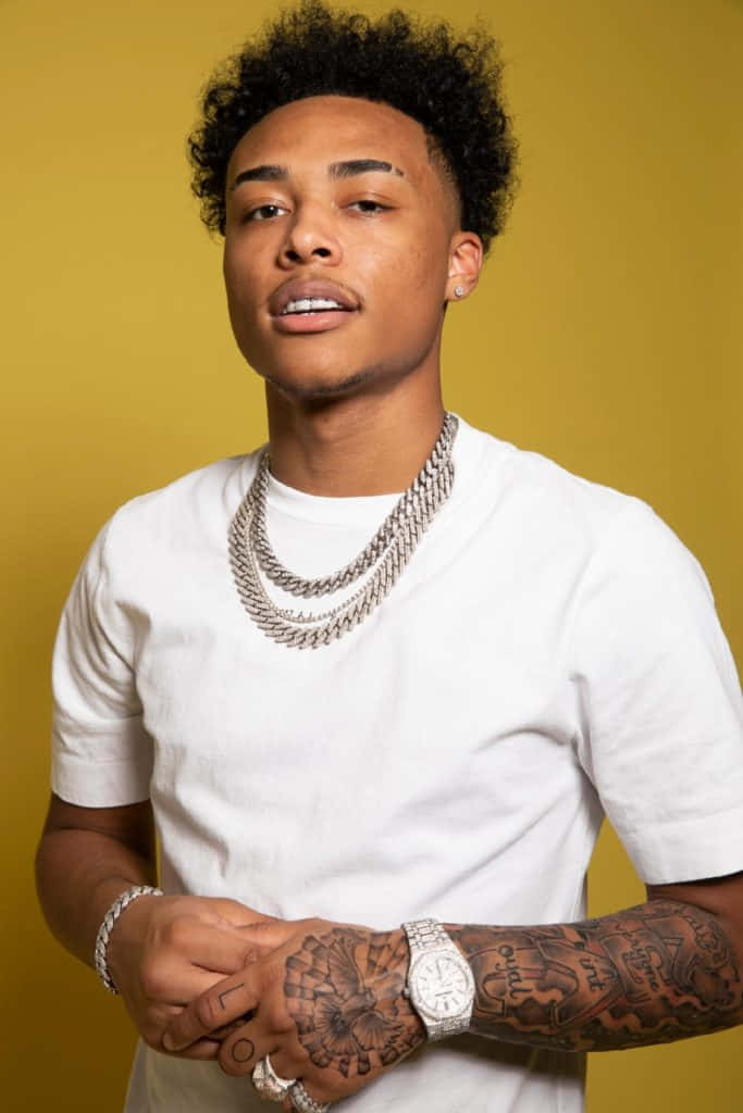 Luh Kel, tattoos, silver chains, SD Phone Wallpaper