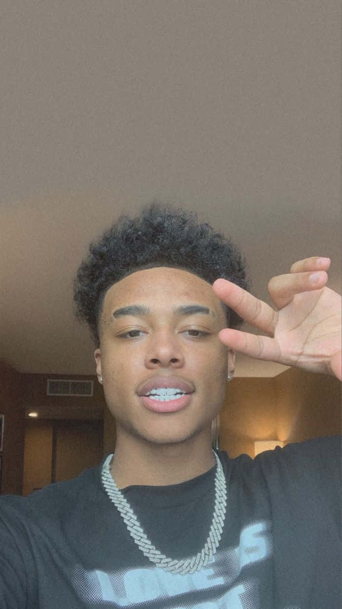 Luh Kel, 675 x 1200, curly hair, SD Phone Wallpaper