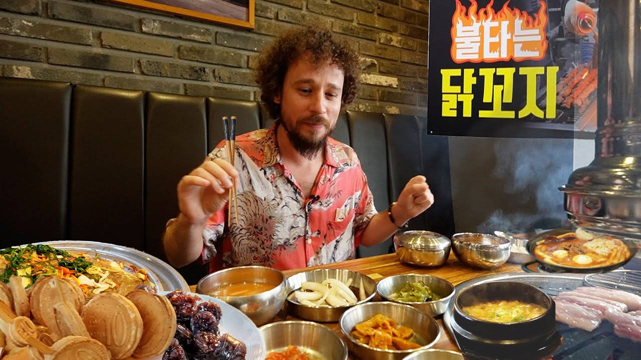 Luisito Comunica, Korean BBQ, brick-walled restaurant, HD Desktop Wallpaper