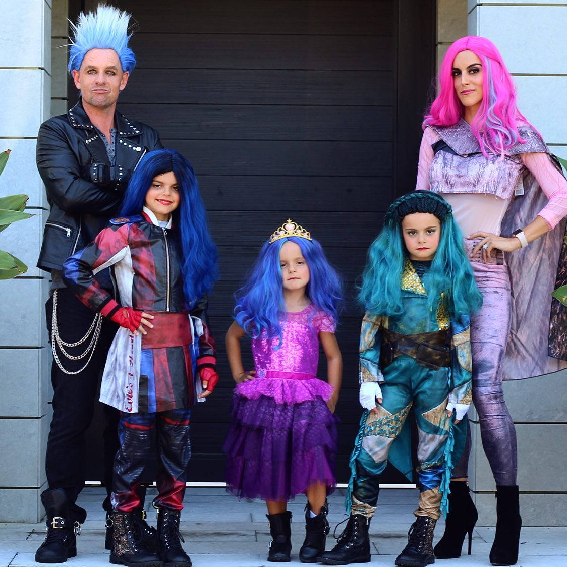 Luke Donald, family, Halloween costume, SD Desktop Wallpaper
