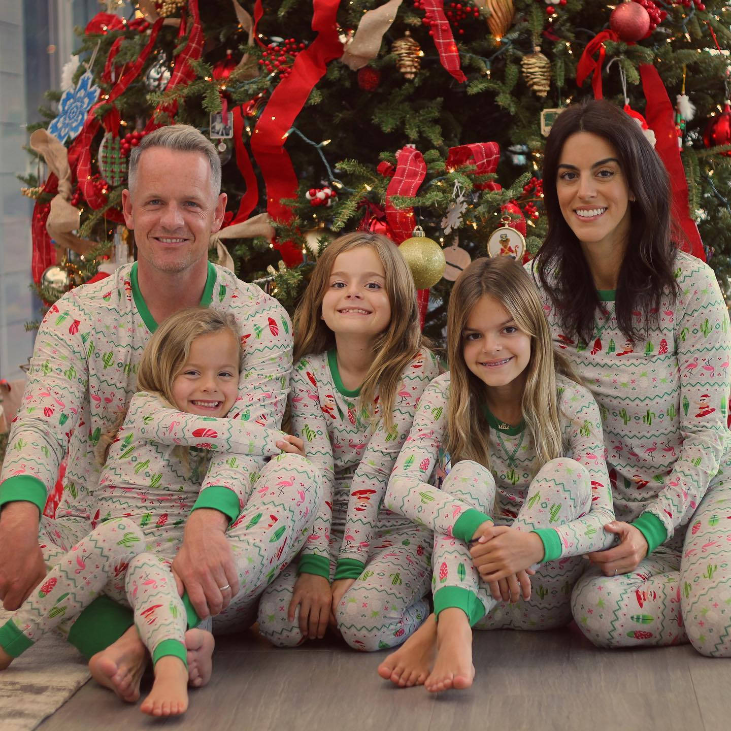 Luke Donald, family, matching festive pajamas, HD Desktop Wallpaper