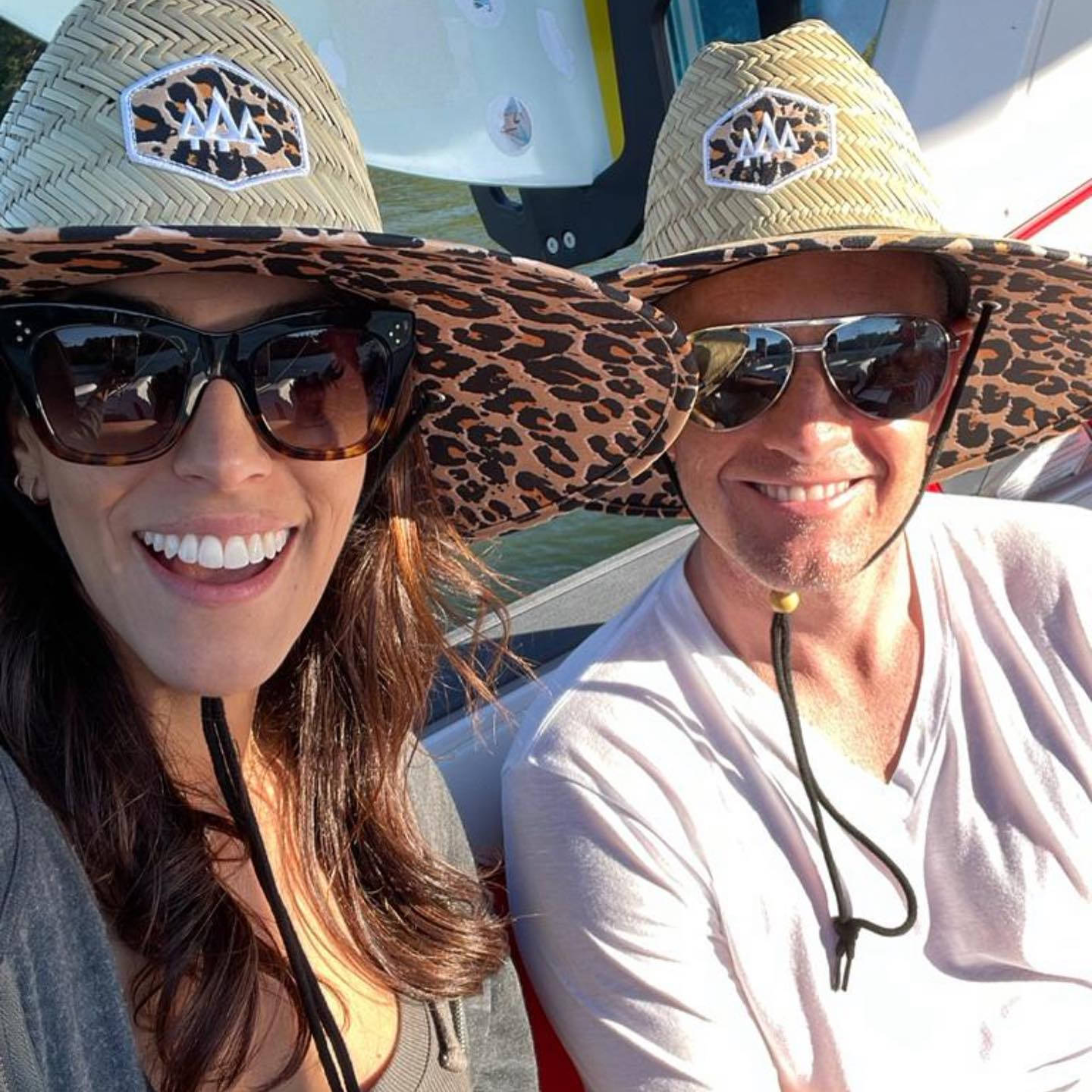 Luke Donald, leopard-print straw hats, sunglasses, HD Desktop Wallpaper