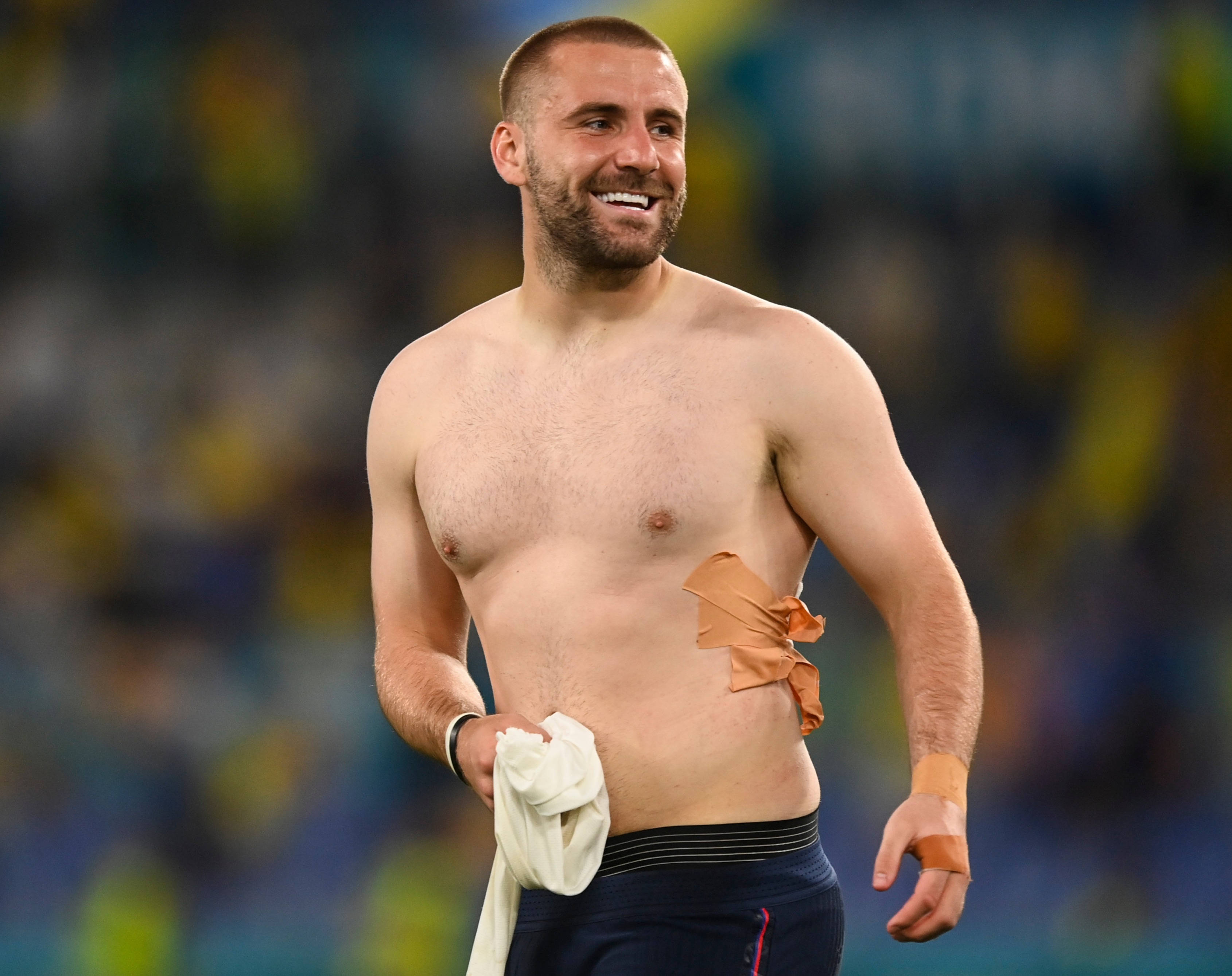 Luke Shaw, shirtless, footballer, 2K Desktop Wallpaper