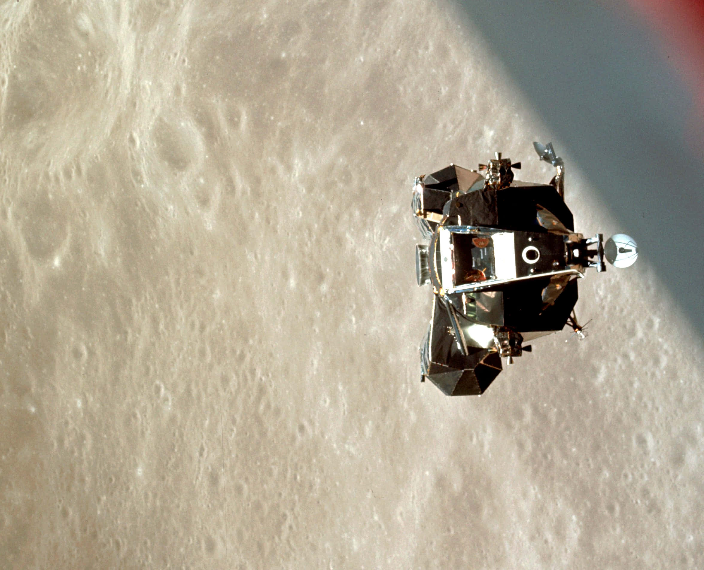 Lunar Module, cratered moon surface, bright sunlight, Full HD Desktop Wallpaper