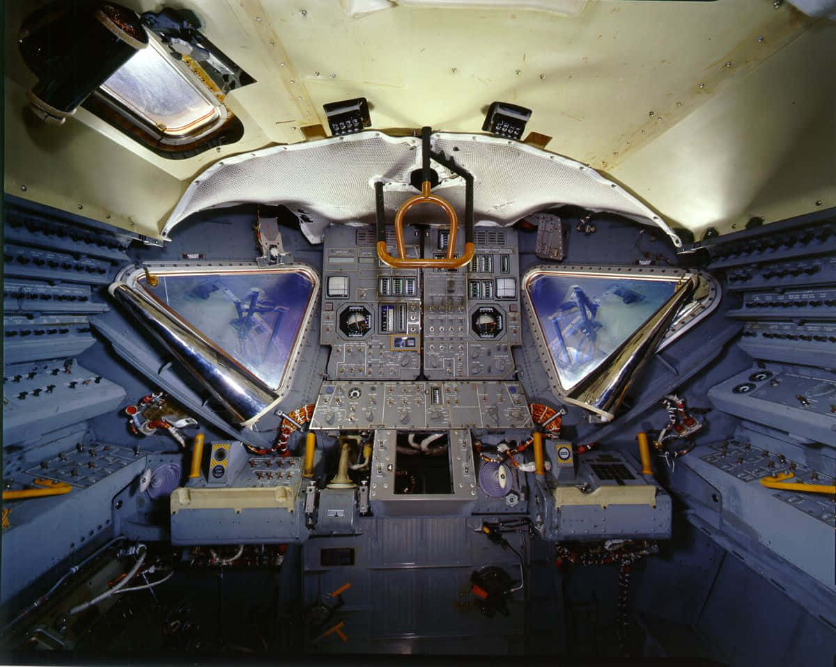 Lunar Module, moon's surface, spacecraft cockpit, SD Desktop Wallpaper