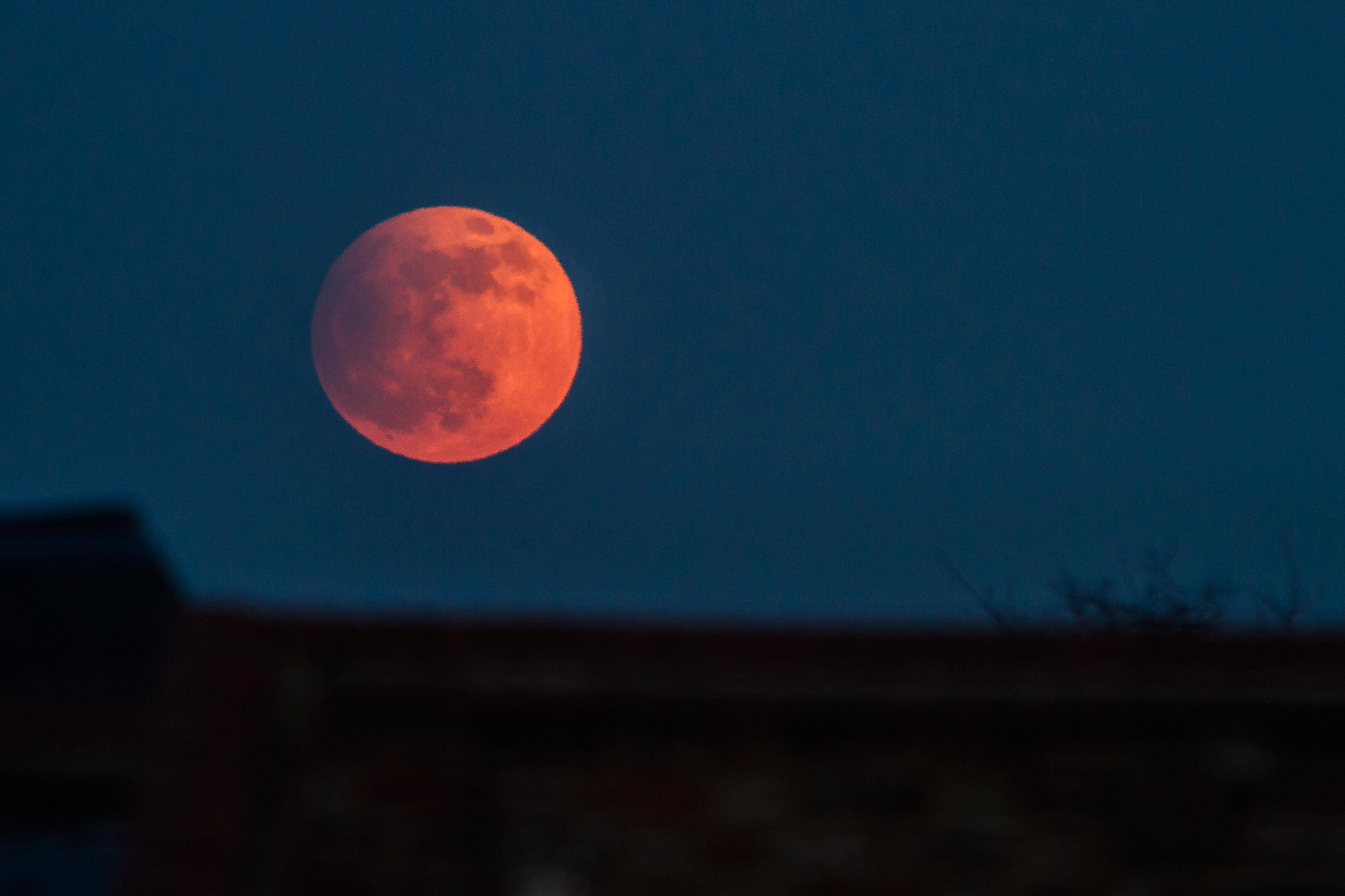 lunar eclipse, night sky, blood red moon, 4K Desktop Wallpaper