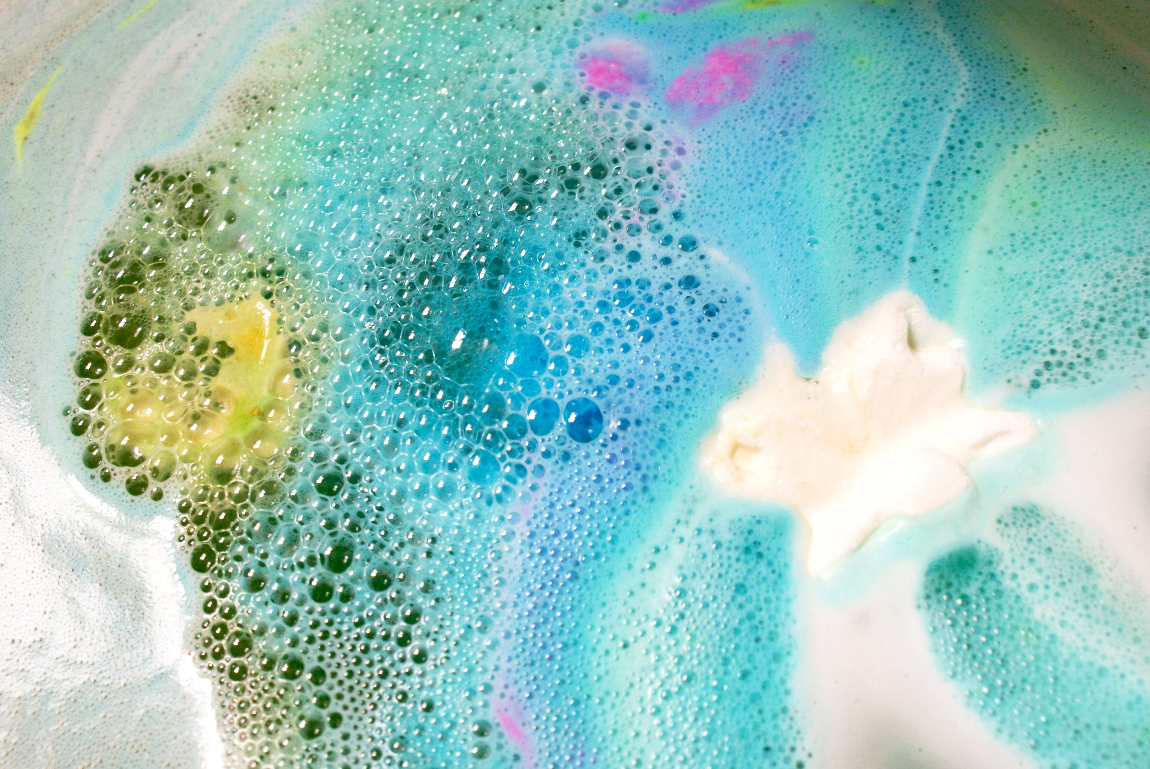 Lush, turquoise green, pink, 4K Desktop Wallpaper