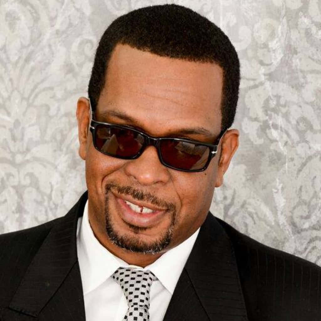Luther Campbell, black suit, checkered tie, SD Desktop Wallpaper