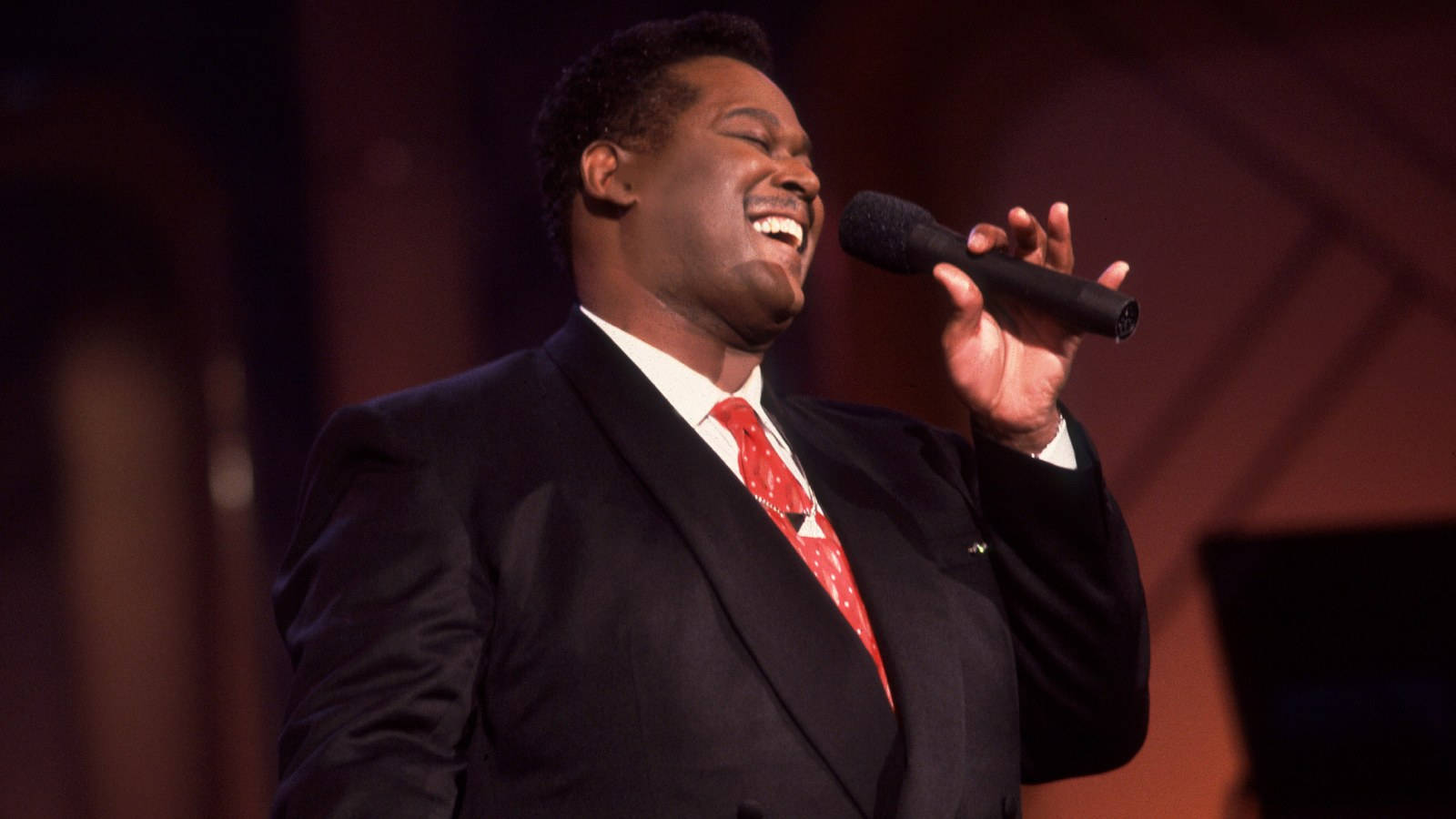 Luther Vandross, black suit, red tie, HD Desktop Wallpaper
