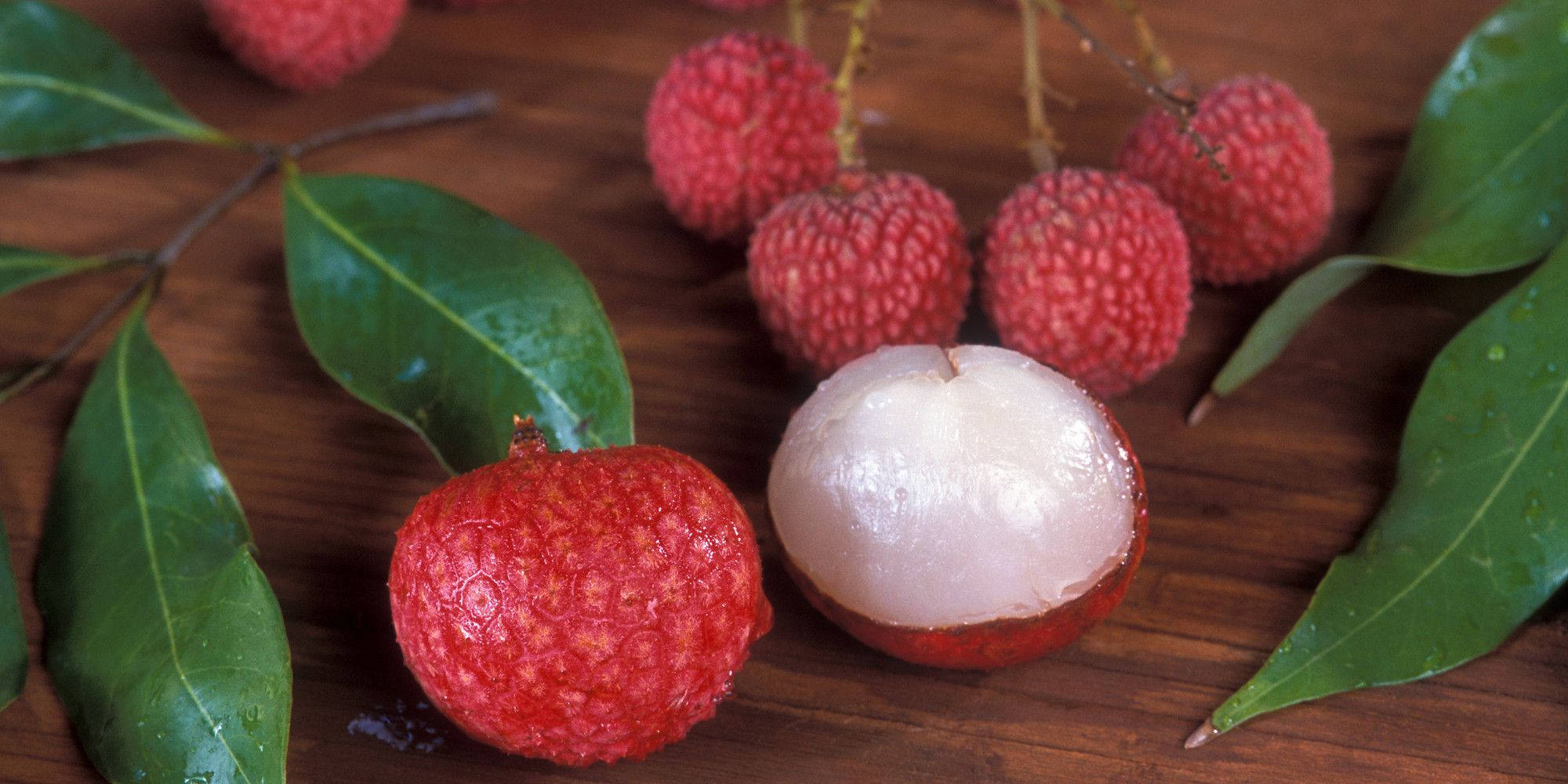 ripe lychee fruit, glossy red skin, translucent white flesh, Full HD Desktop Wallpaper