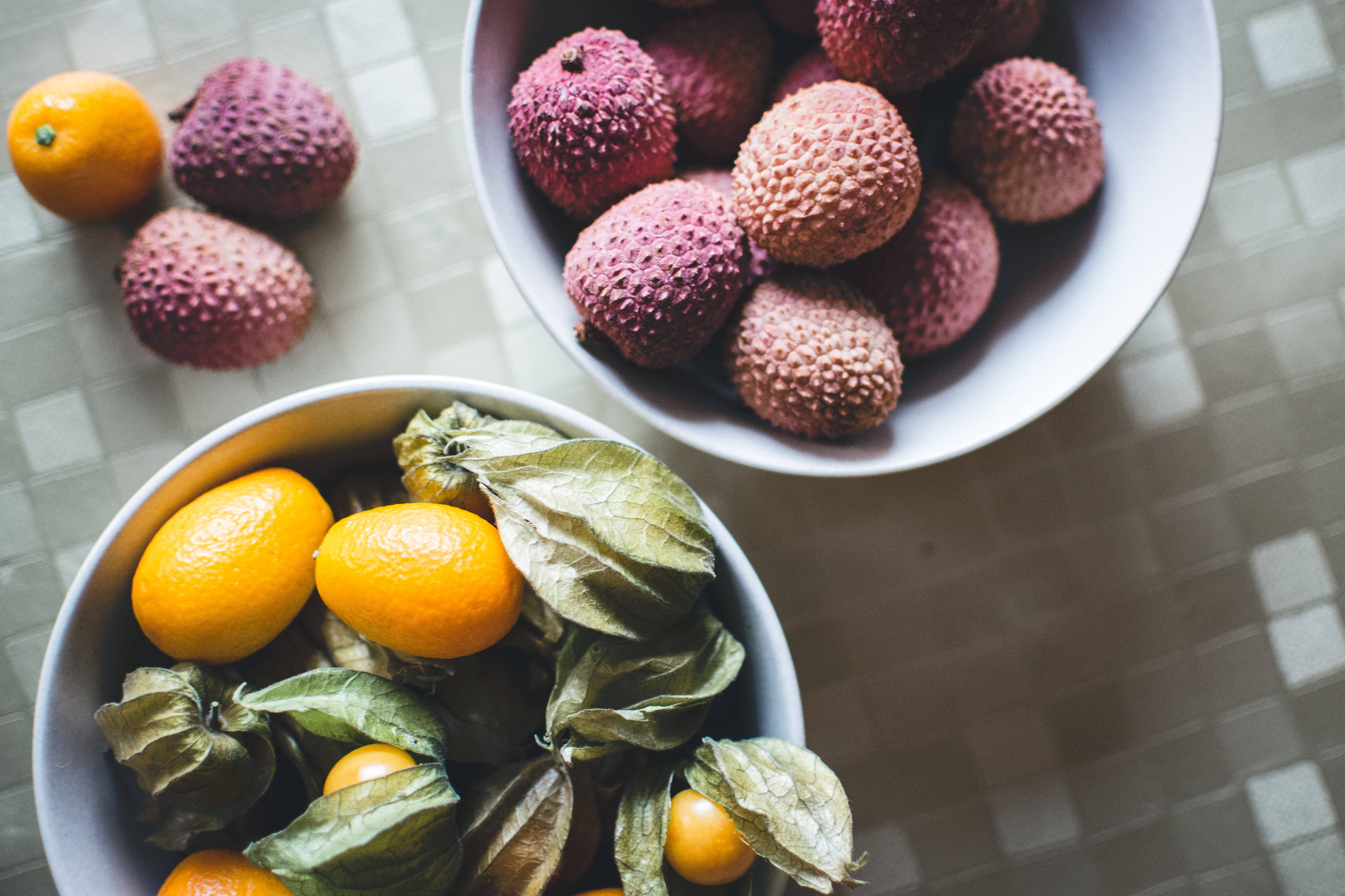 lychee, kumquat, checkered tablecloth, 5K Desktop Wallpaper