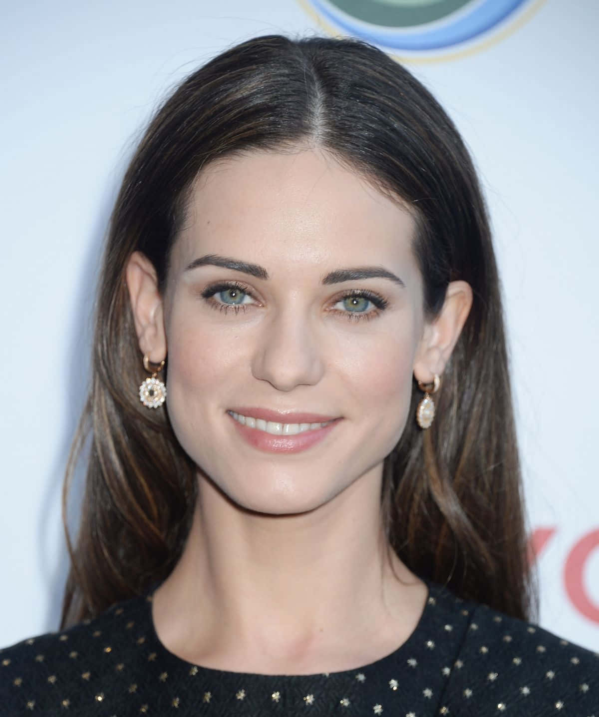 Lyndsy Fonseca, long brown hair, green eyes, HD Phone Wallpaper