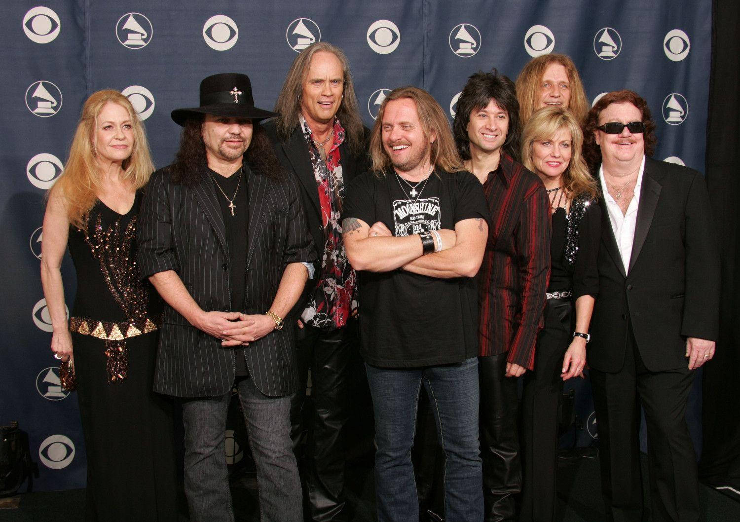 Lynyrd Skynyrd, 47th Grammy Awards, blue Grammy Awards backdrop, HD Desktop Wallpaper