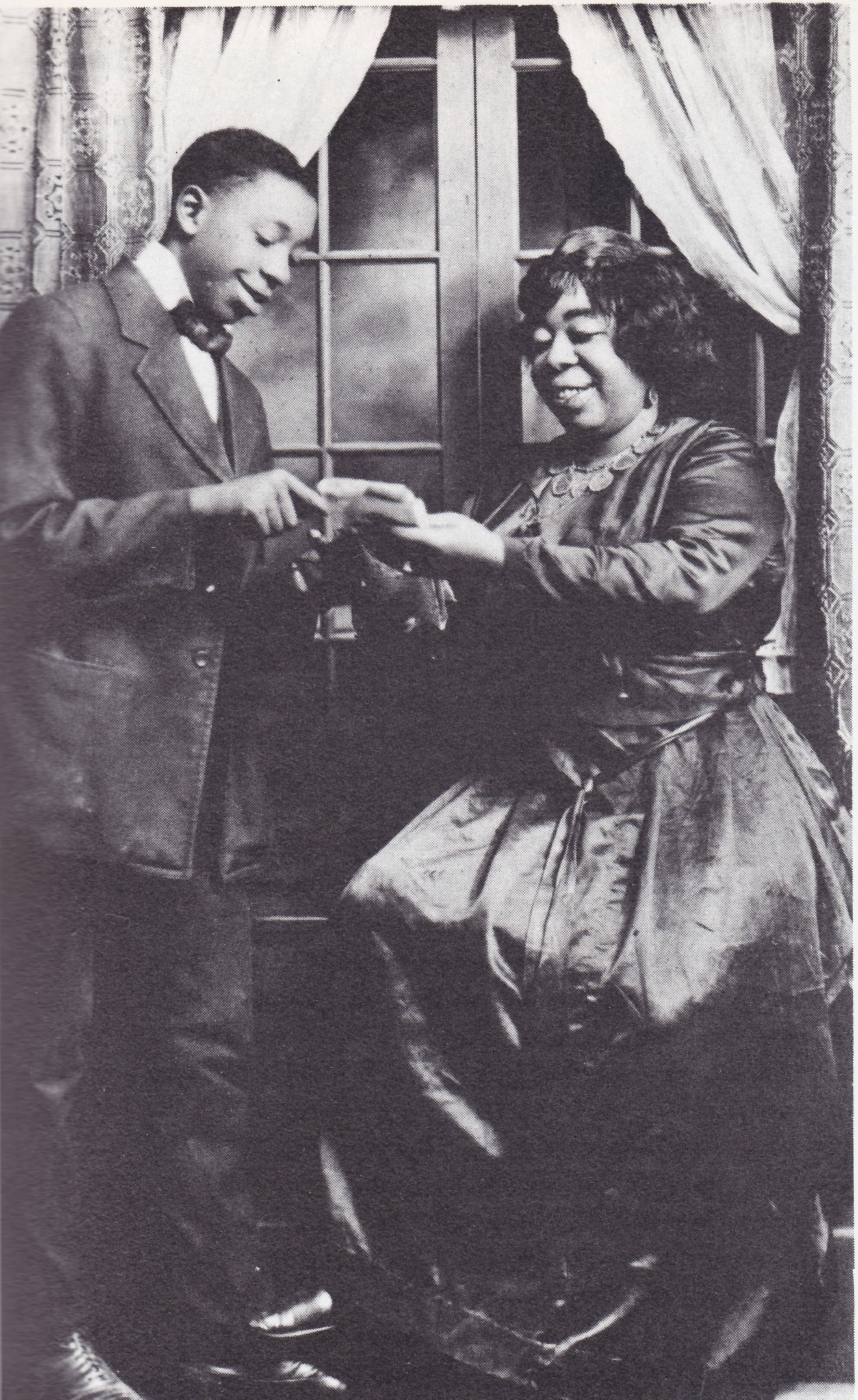 Ma Rainey, young boy, suit, 2K Phone Wallpaper