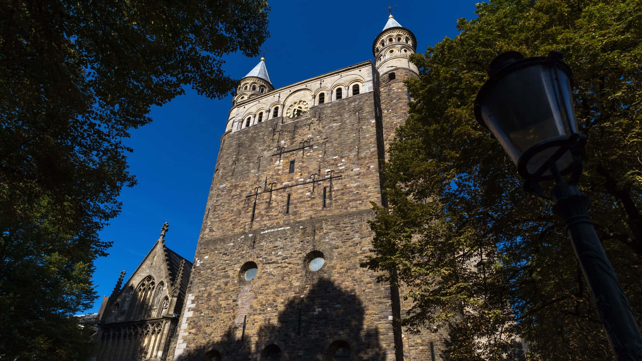 Maastricht, historical church tower, stone cathedral, Full HD Desktop Wallpaper