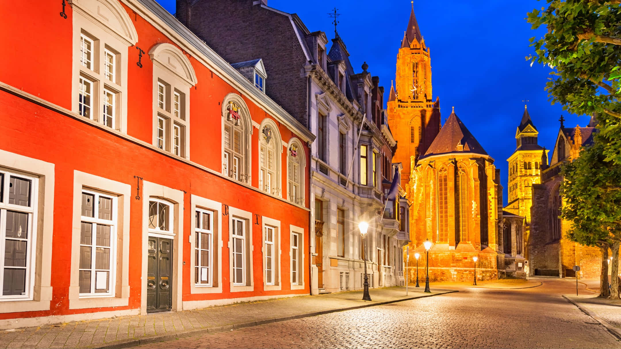 Maastricht, twilight, cobblestone street, Full HD Desktop Wallpaper