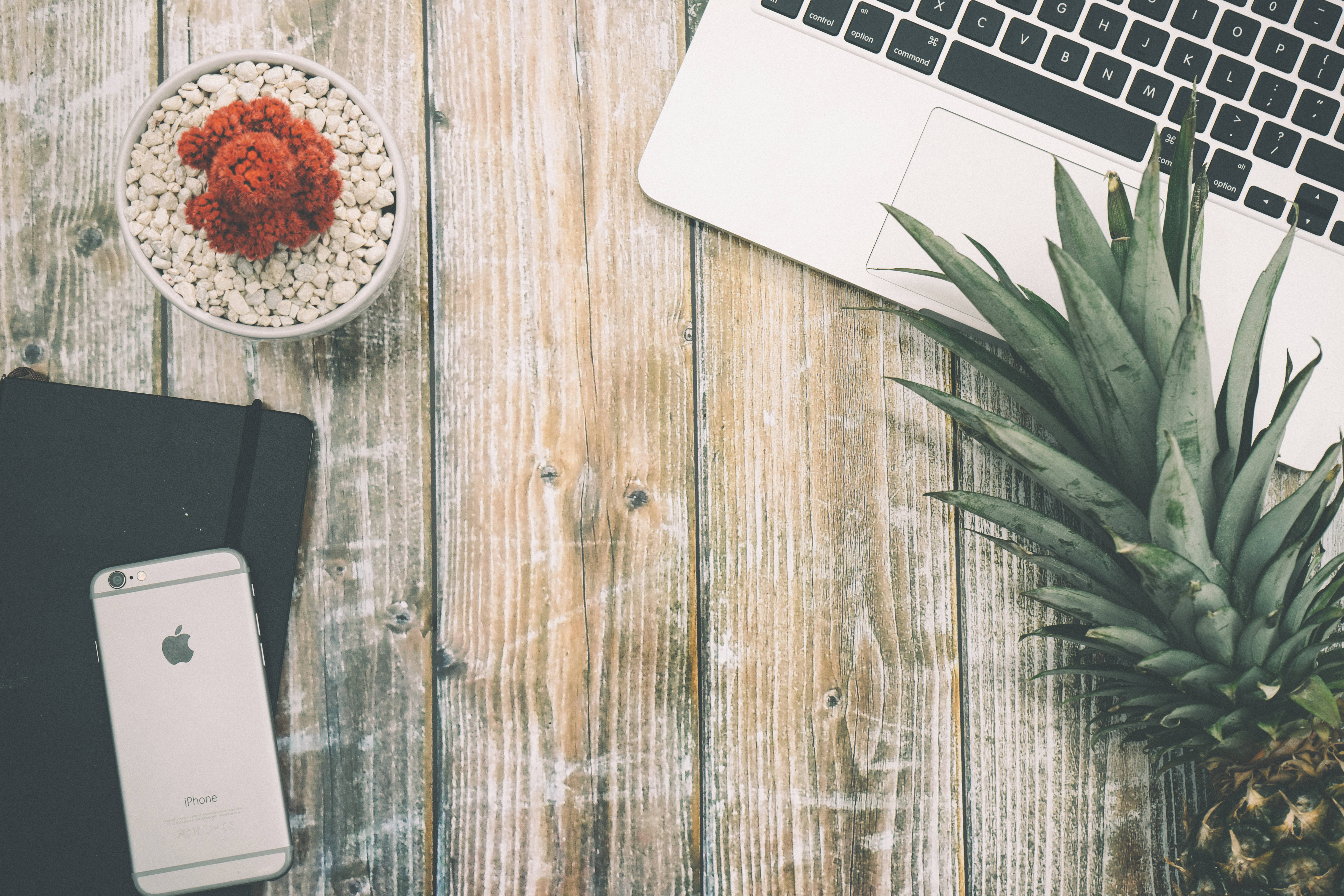 Mac 4K, rustic wooden desk, laptop, 5K Desktop Wallpaper