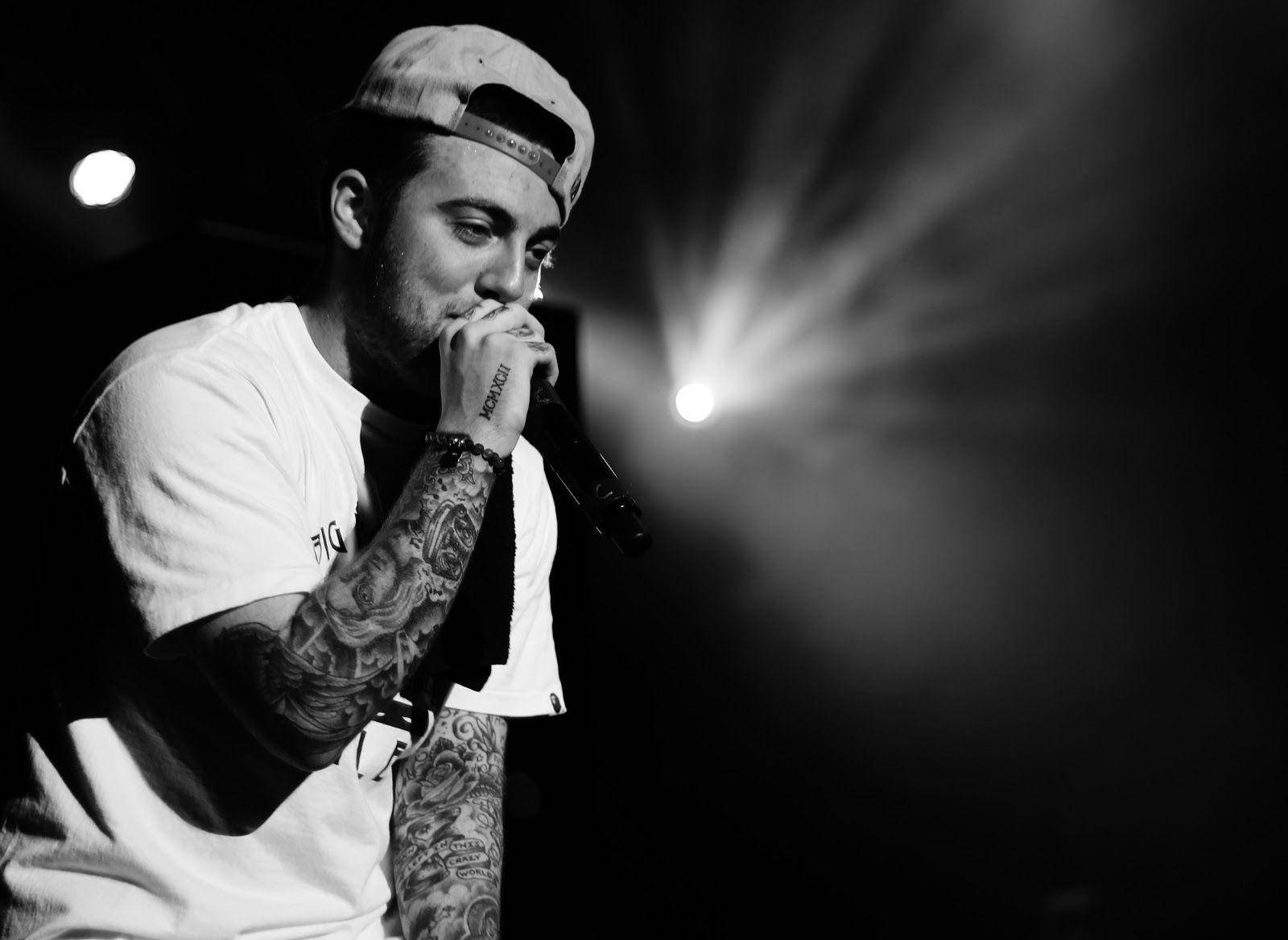 Mac Miller, black and white, white tee, HD Desktop Wallpaper
