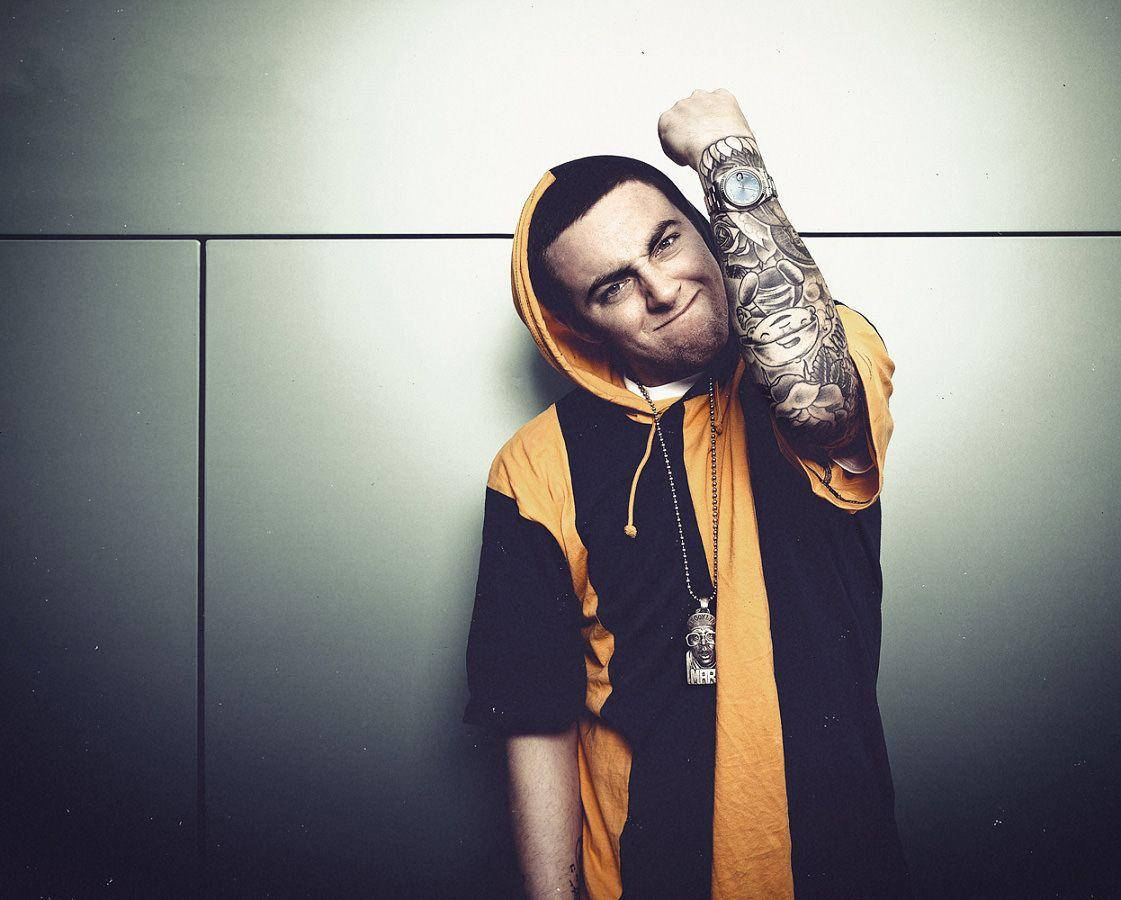 Mac Miller, orange and black hoodie, gray wall, SD Desktop Wallpaper