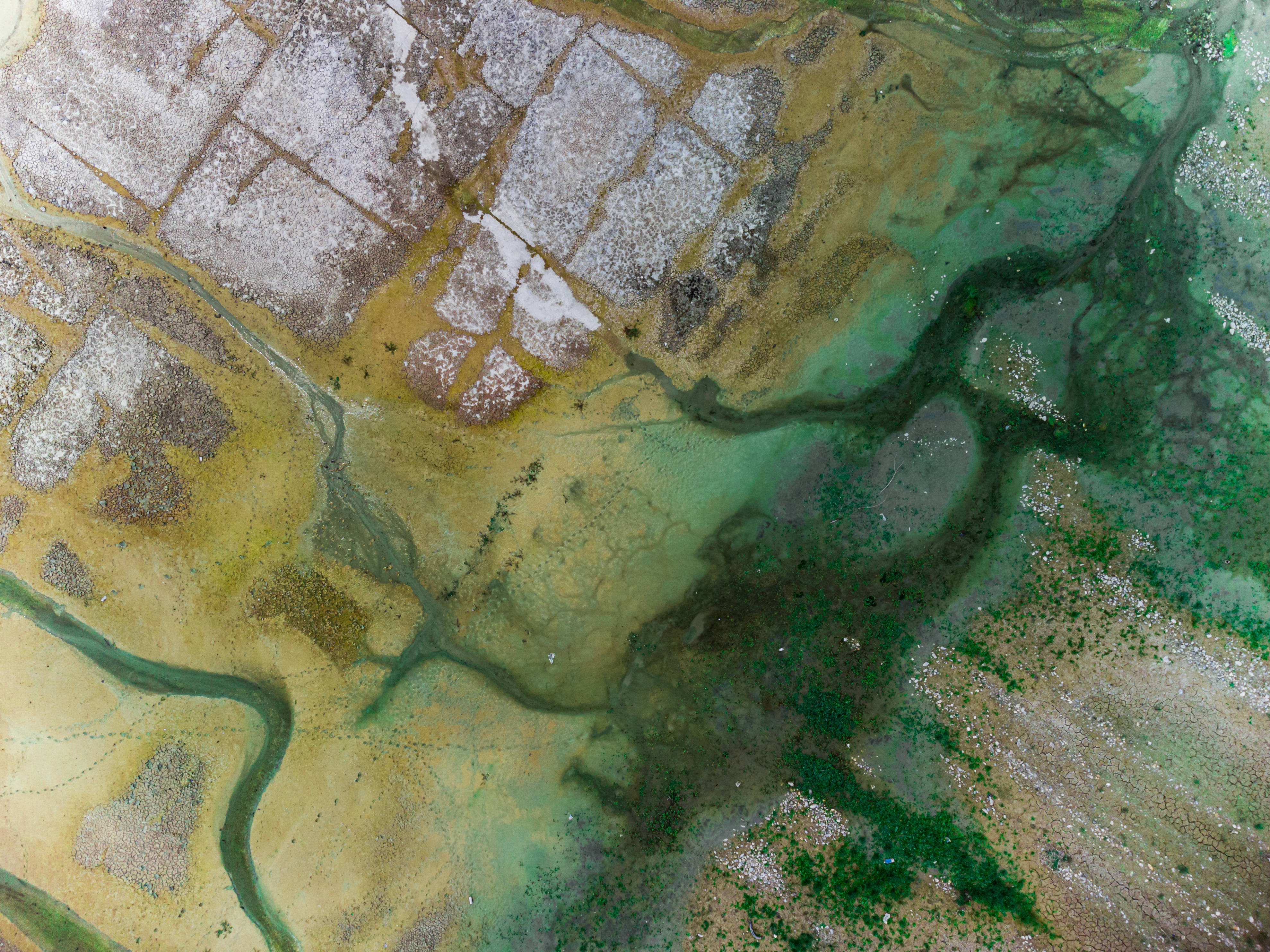 Macedonia, salt flat, turquoise water channels, 4K Desktop Wallpaper