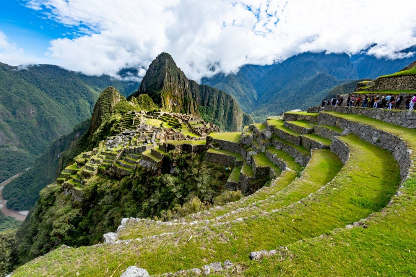 Machu Picchu, ancient stone terraces, lush green mountain, HD Desktop Wallpaper